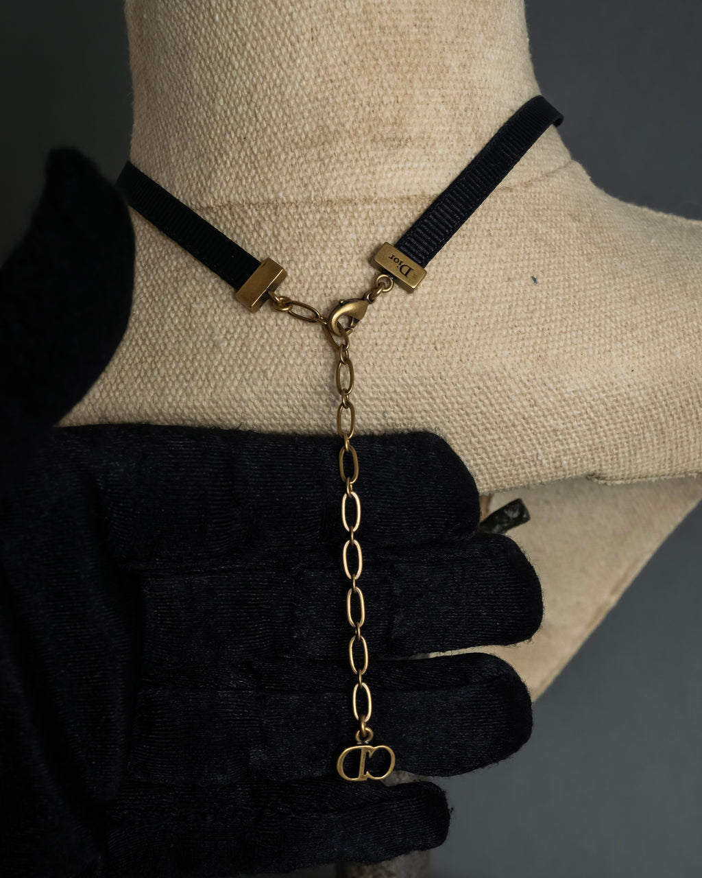 "Christian Dior" J’ADIOR motif design choker