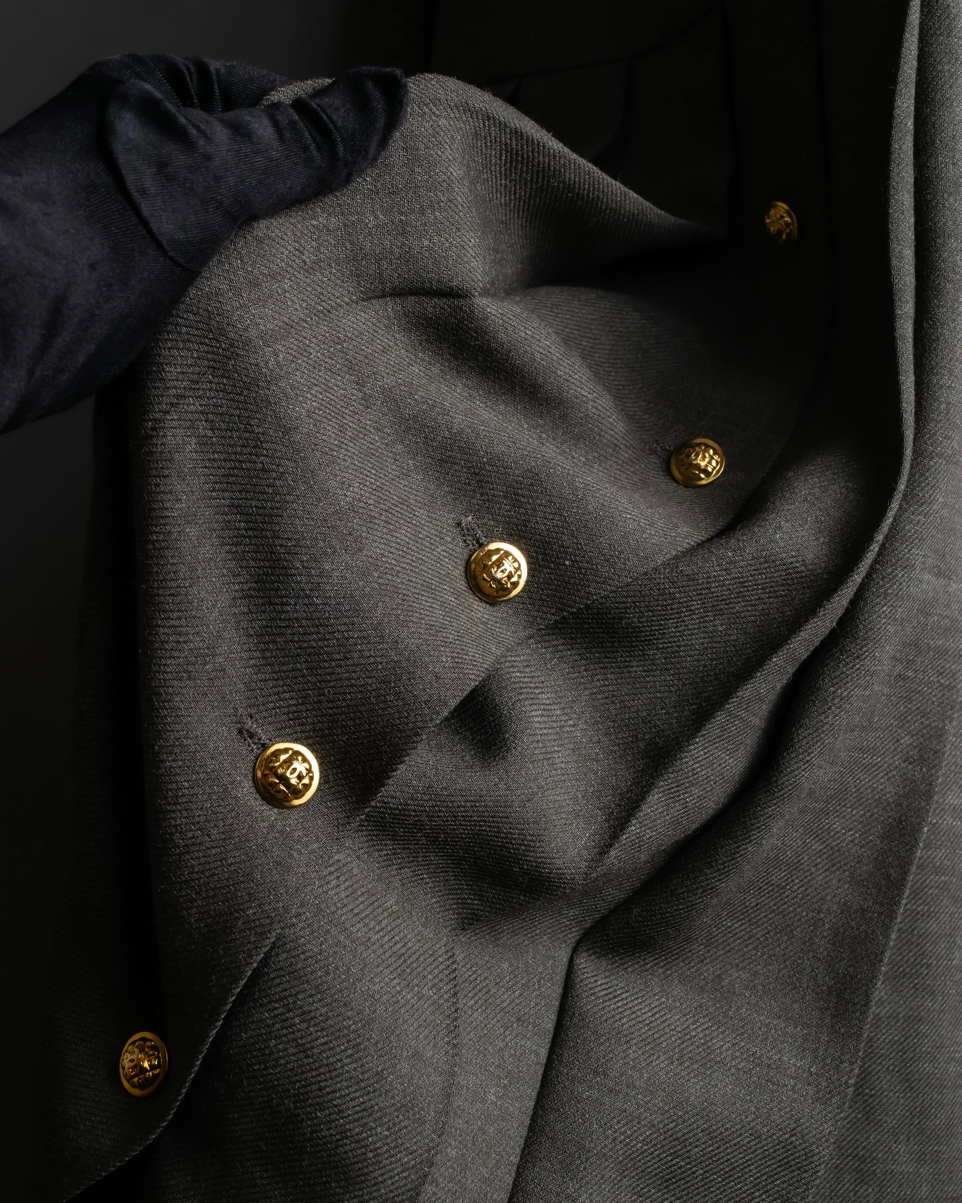 "CHANEL" Side button design pleated flared skirt