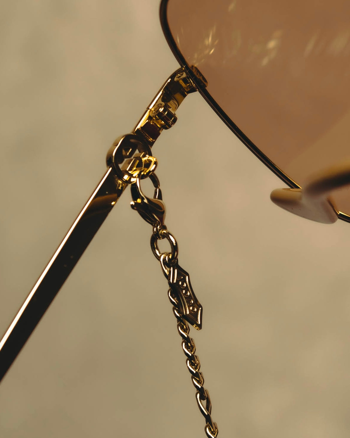 -SPECIAL- “GUCCI” 2016-2022 chain detailed oversized sunglasses