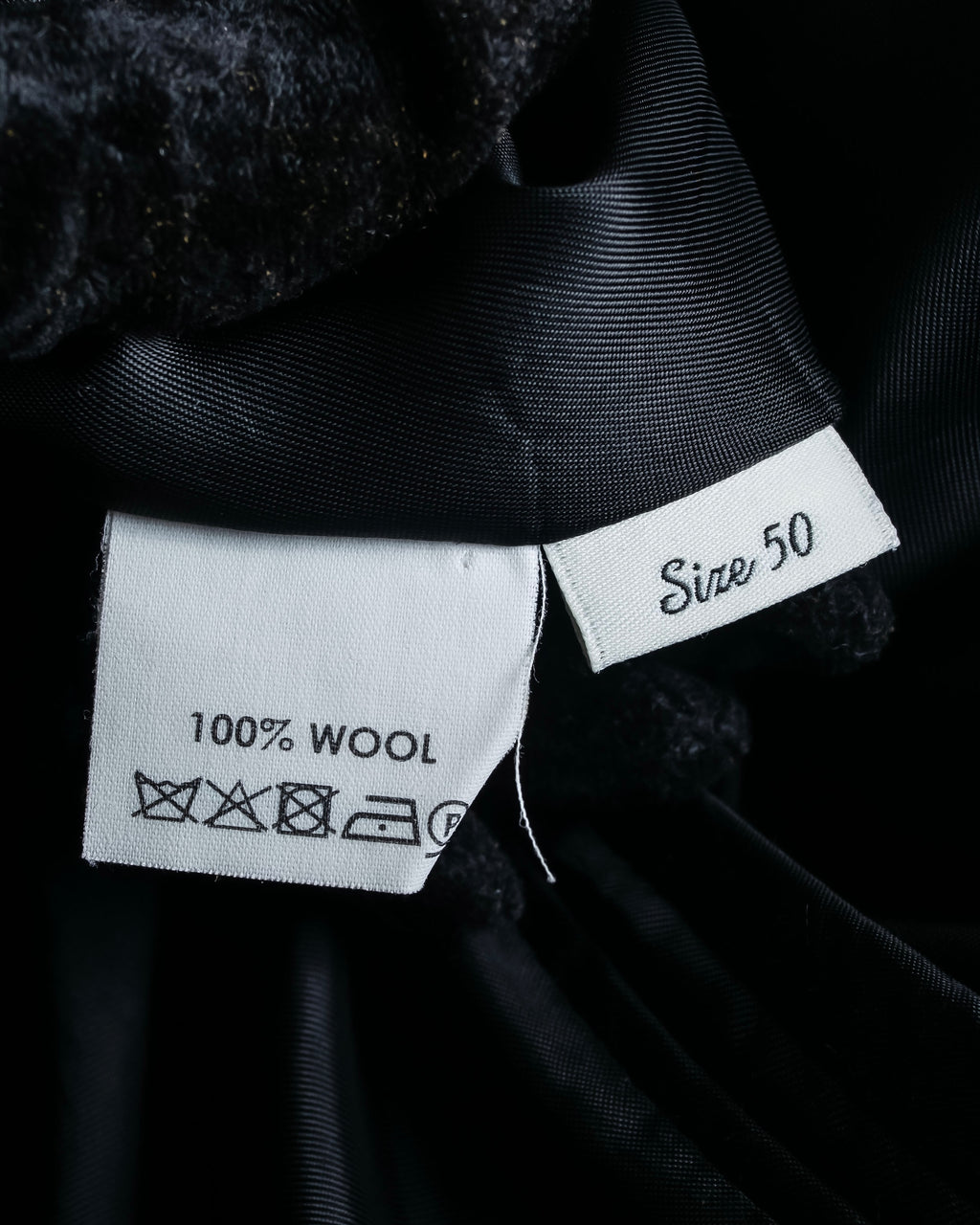 "DRIES VAN NOTTEN" Beautiful burgundy color tailored jacket