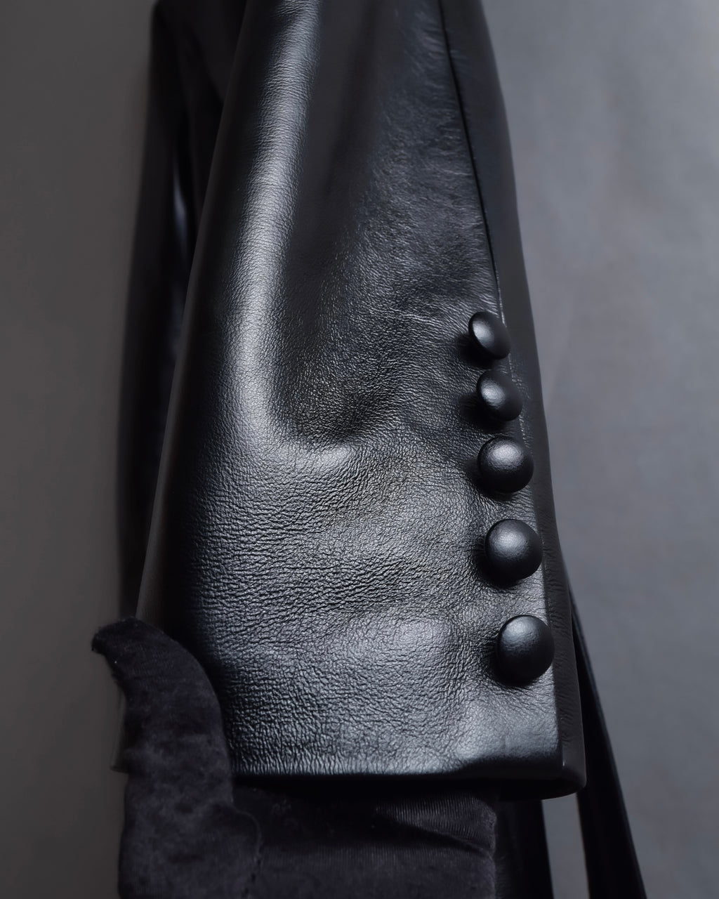 "MATÉRIEL TBILISI" Draped belted synthetic leather long jacket