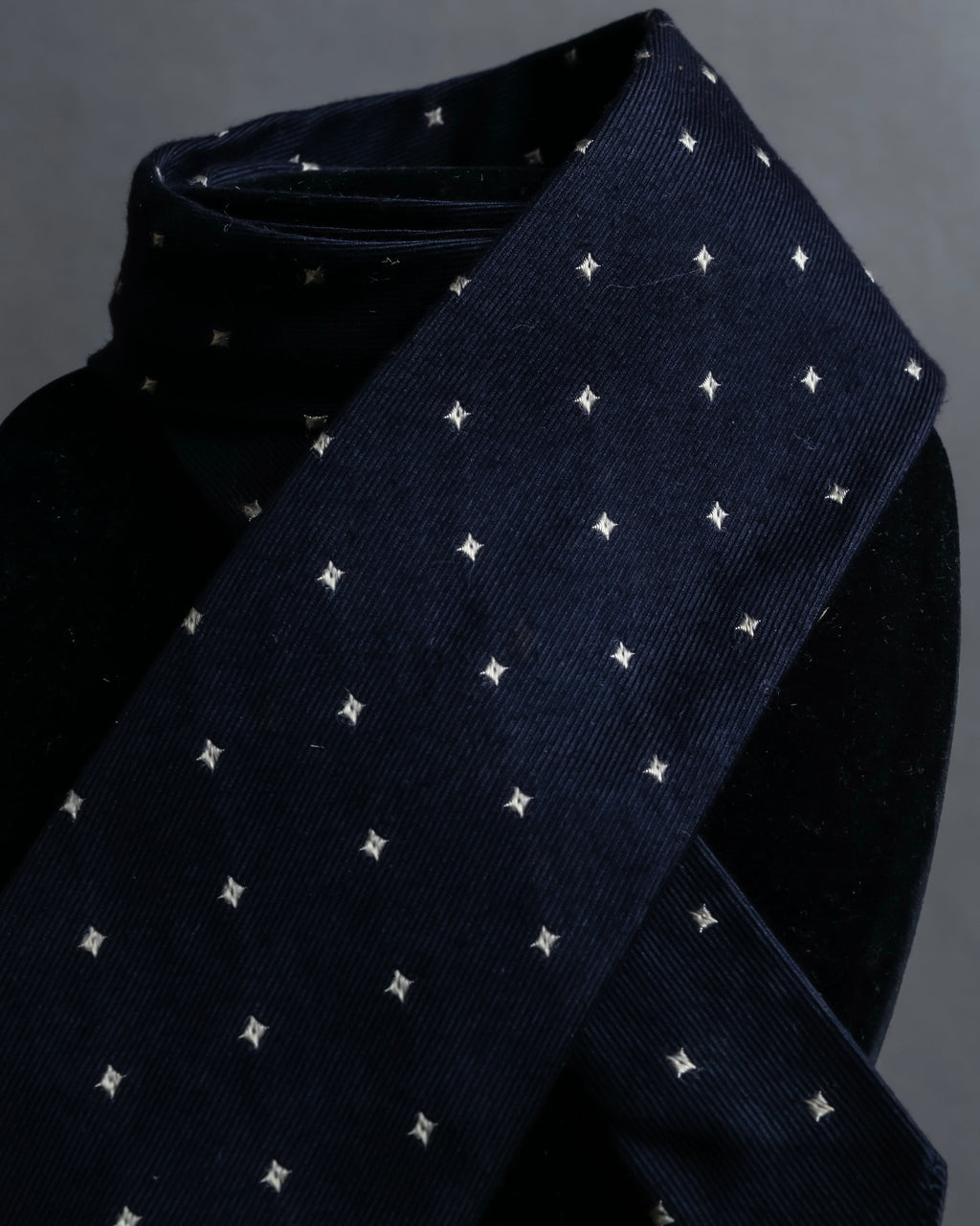 "COMME des GARCONS
 HOMME" Square diamond pattern sample necktie