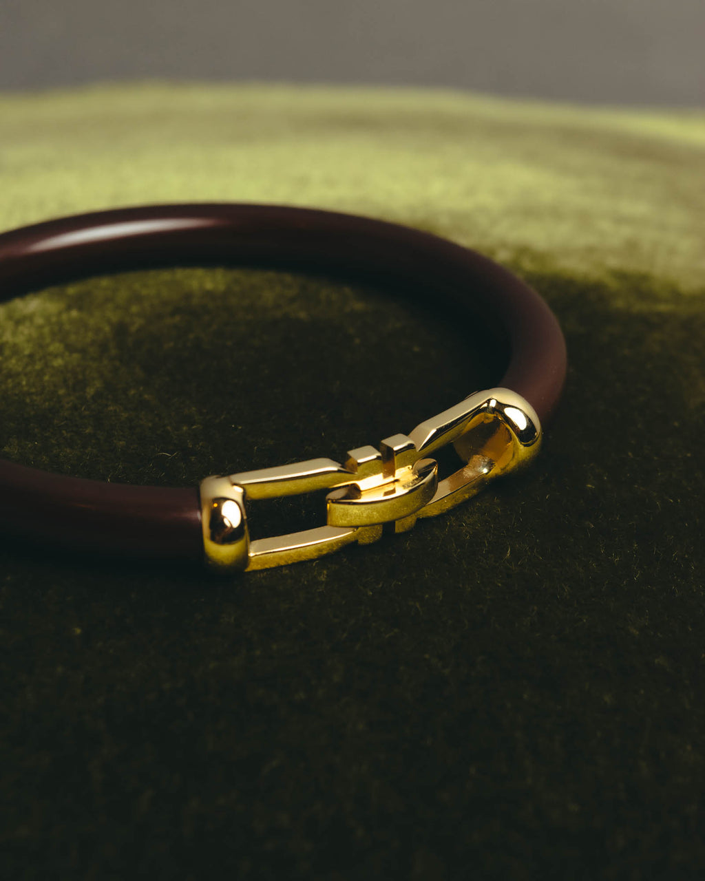 “Salvatore Ferragamo” 90’s-10’s Dark brown double Gancini bangle