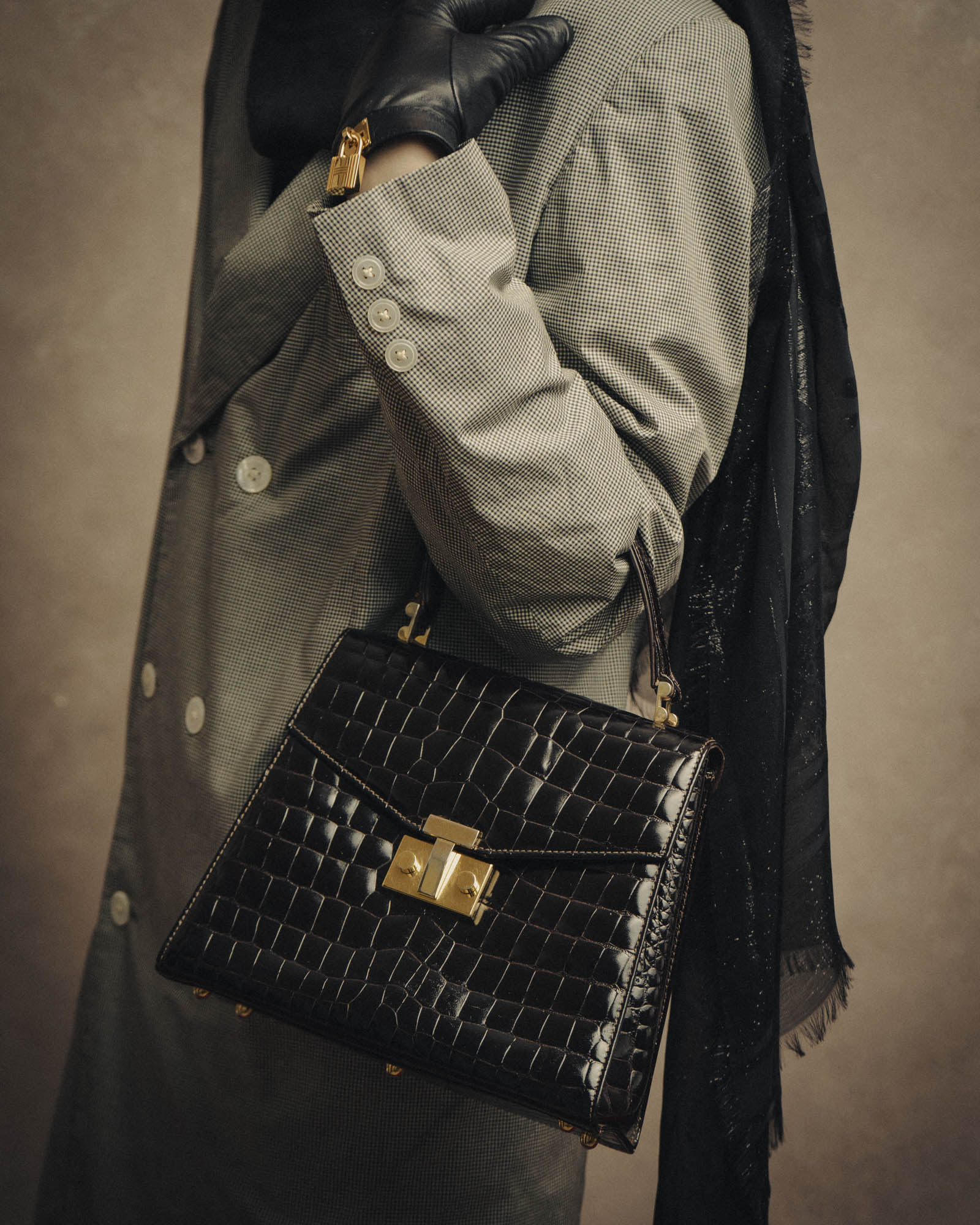 -SPECIAL- "TIFFANY & CO." 70's-80's Shiny crocodile top handle bag