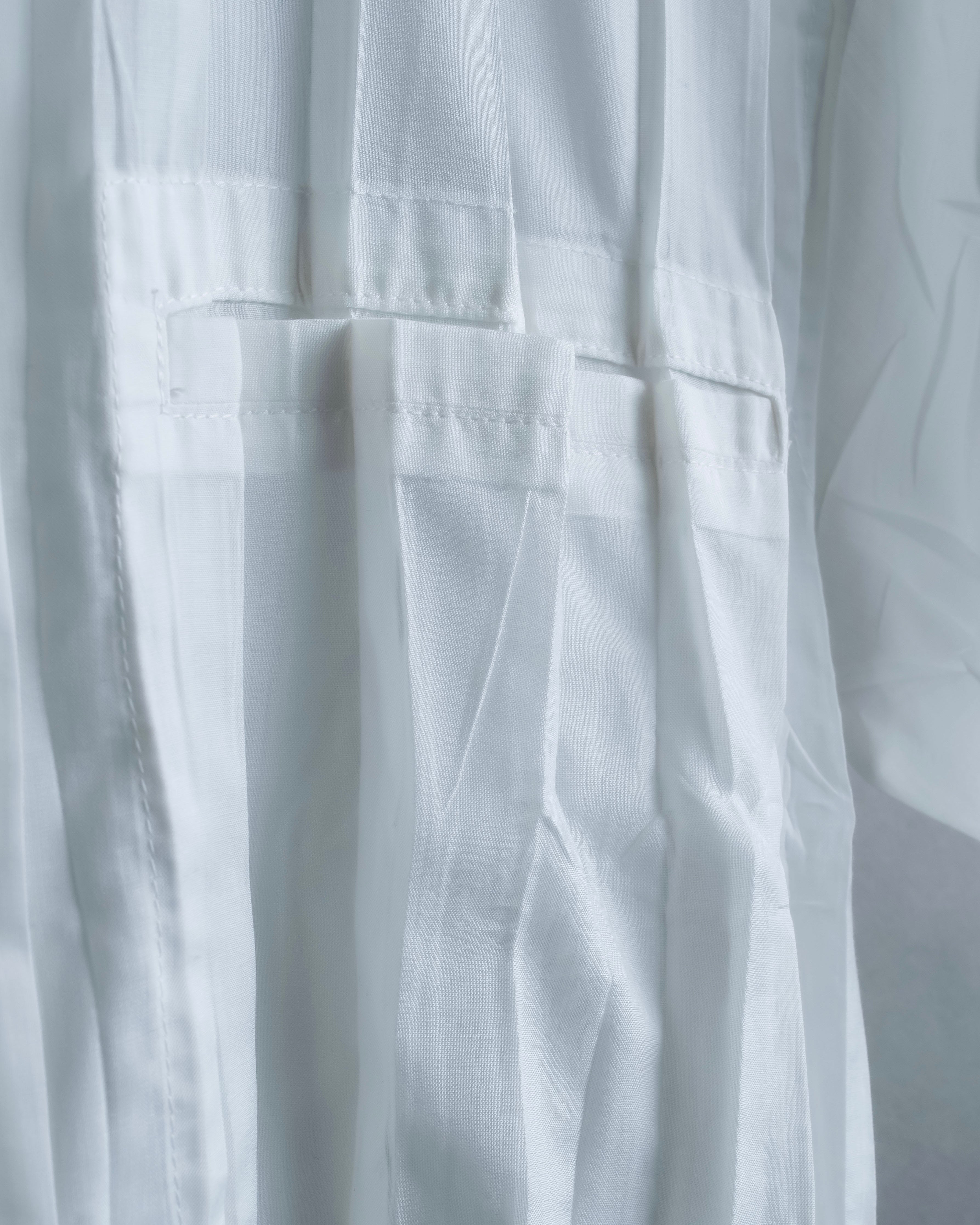 "ISSEY MIYAKE" Pleated short sleeve shirt