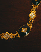 "BURBERRYS" 90's Emerald enamel costume jewelry necklace