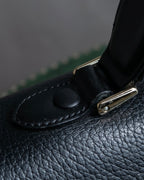 "BURBERRYS" Horizontal shape grained leather one-handle bag