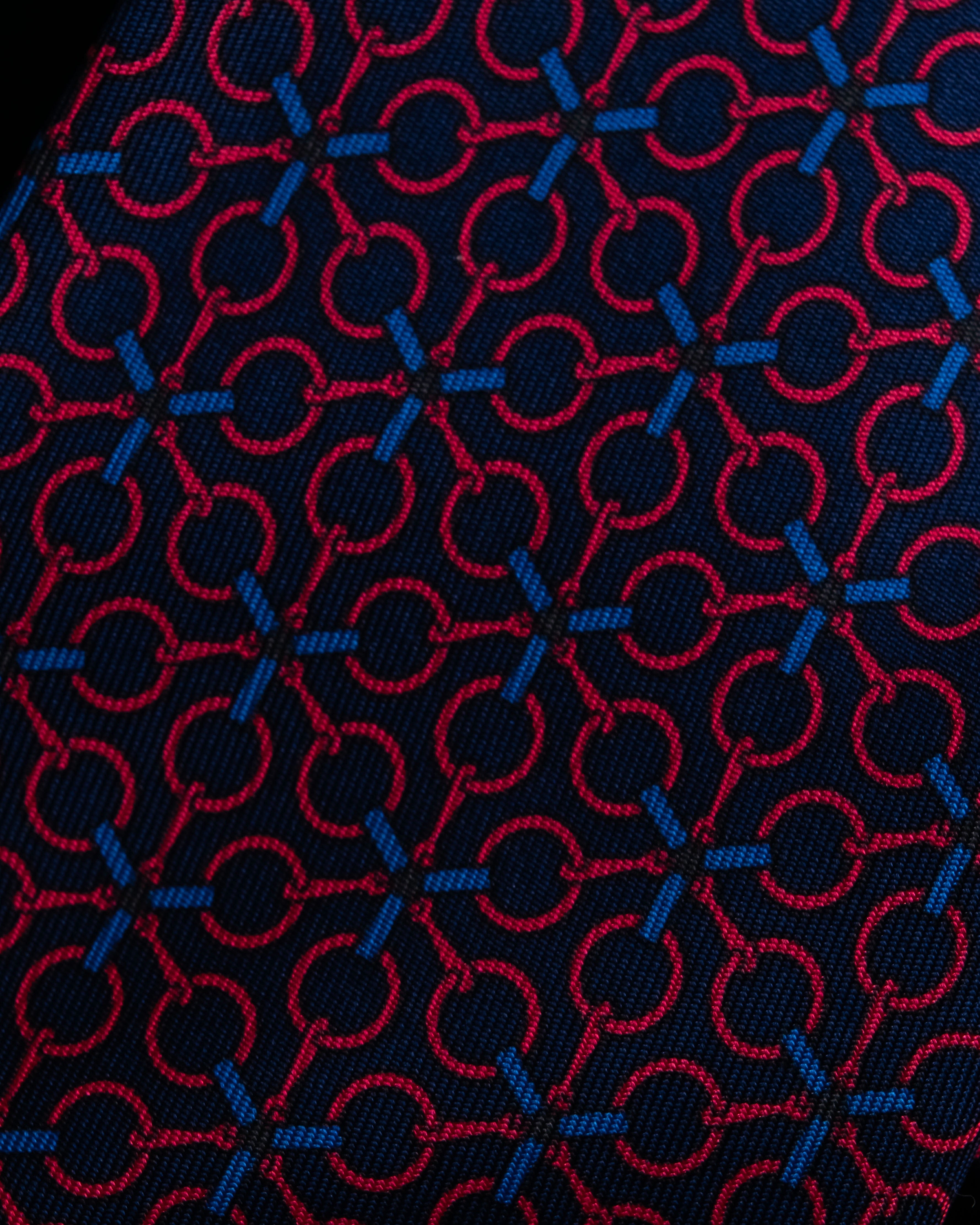"HERMES" Geometric pattern silk necktie