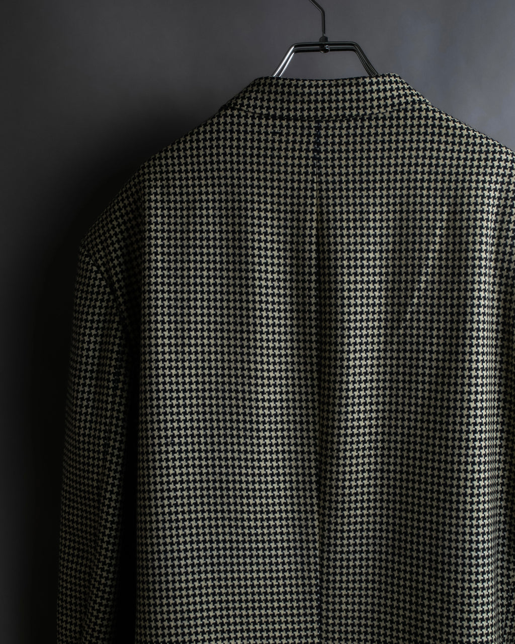 "HUGO BOSS" Houndstooth structured shoulder line tailored jacket