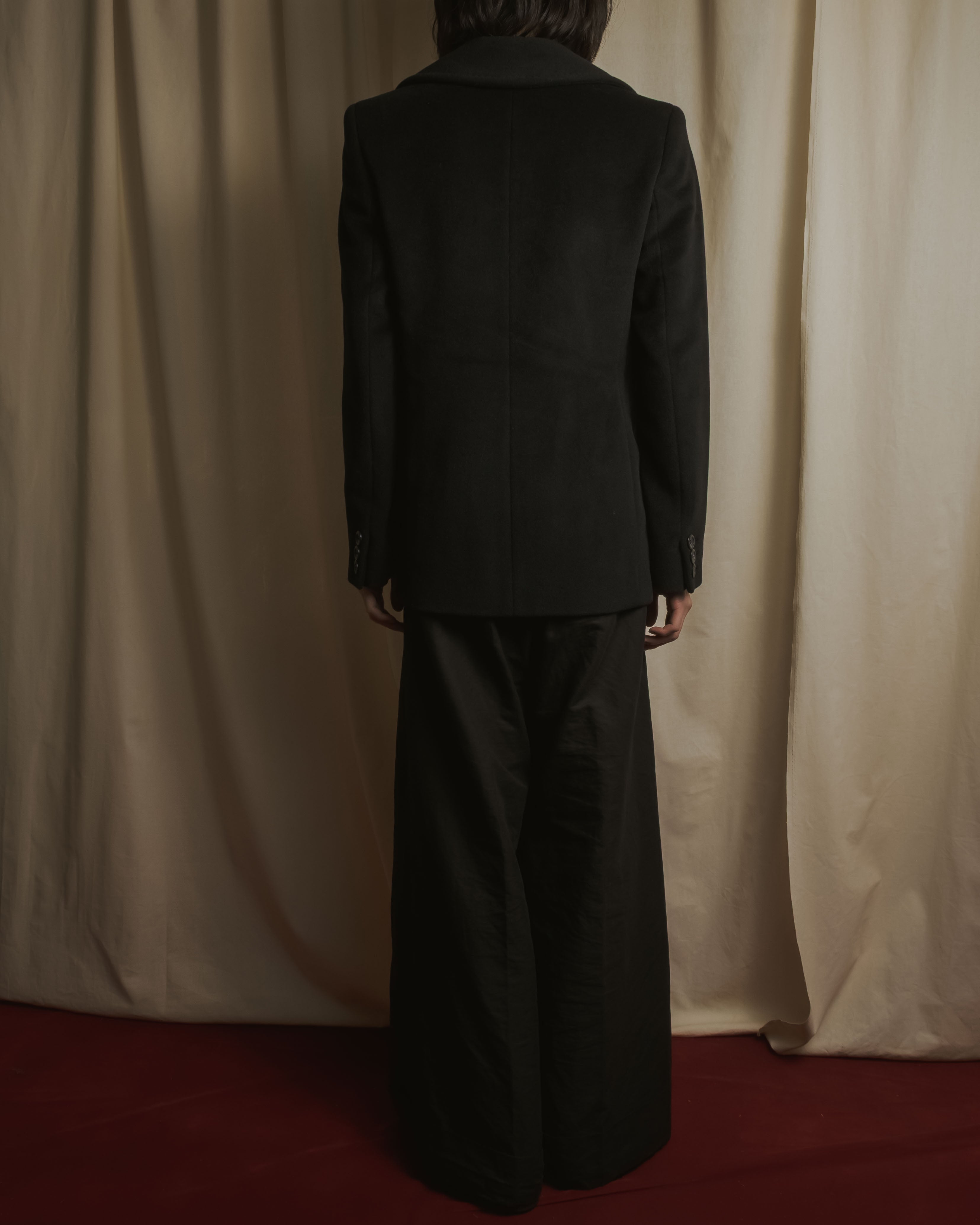 Abrigo doble botonadura estilo pea coat de los años 90-00 de "Max Mara"