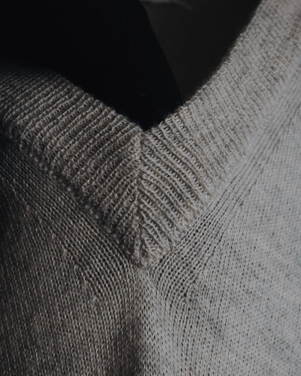 Maison Margiela 2014 Autumn/Winter fine gauge V-neck knit dress with elbow patches