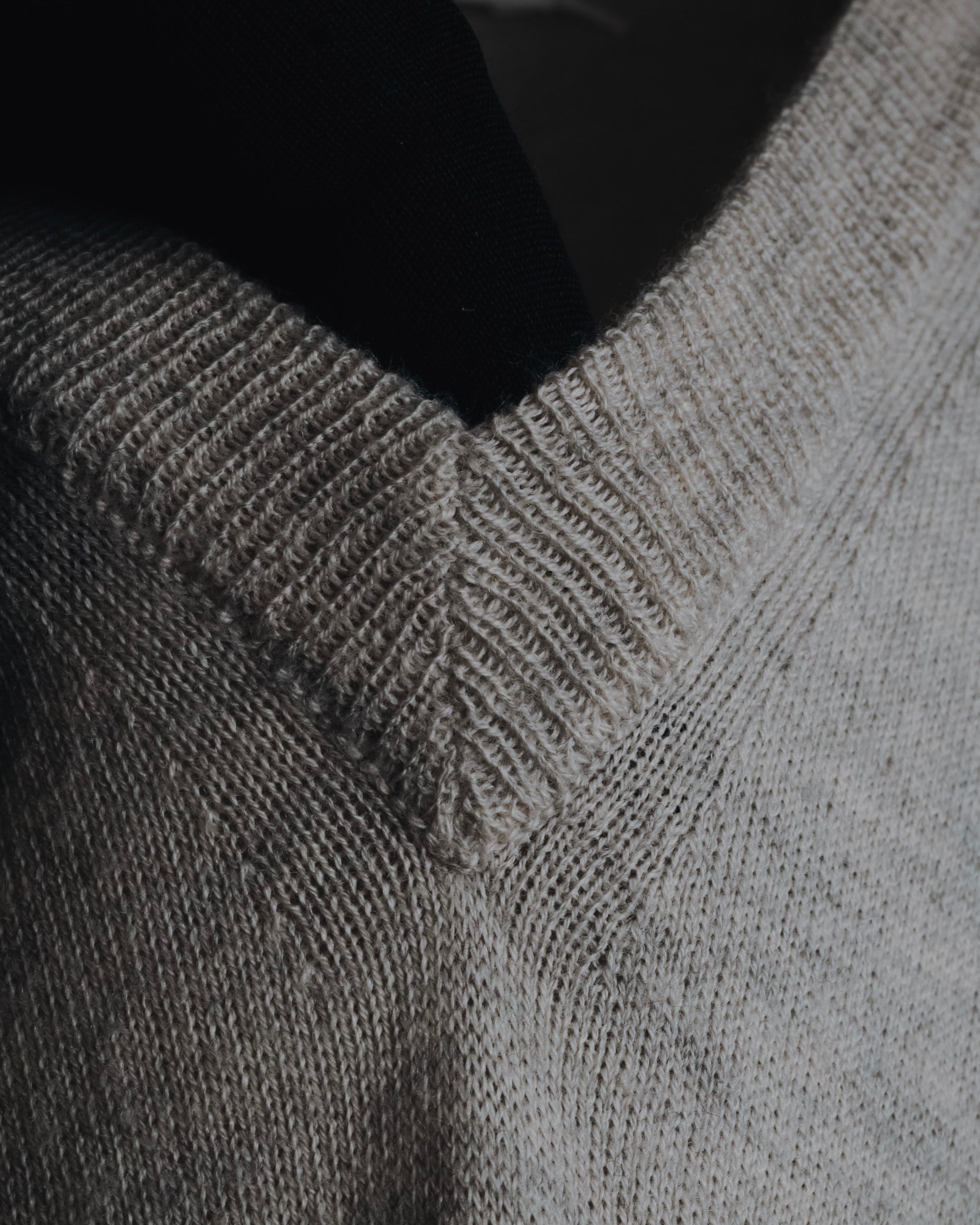 Maison Margiela 2014 Autumn/Winter fine gauge V-neck knit dress with elbow patches