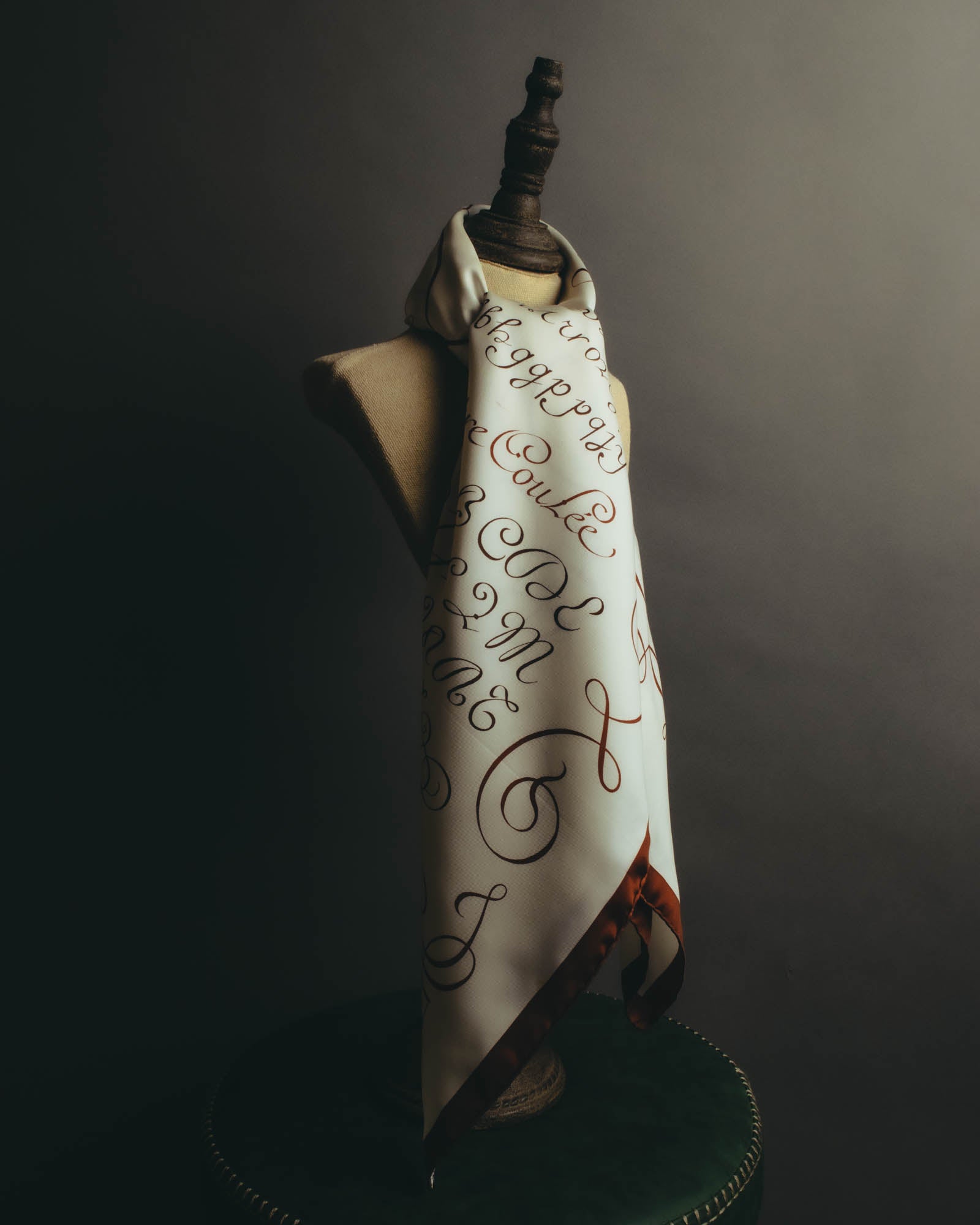 "Hermès" 90's Calligraphy print silk scarf