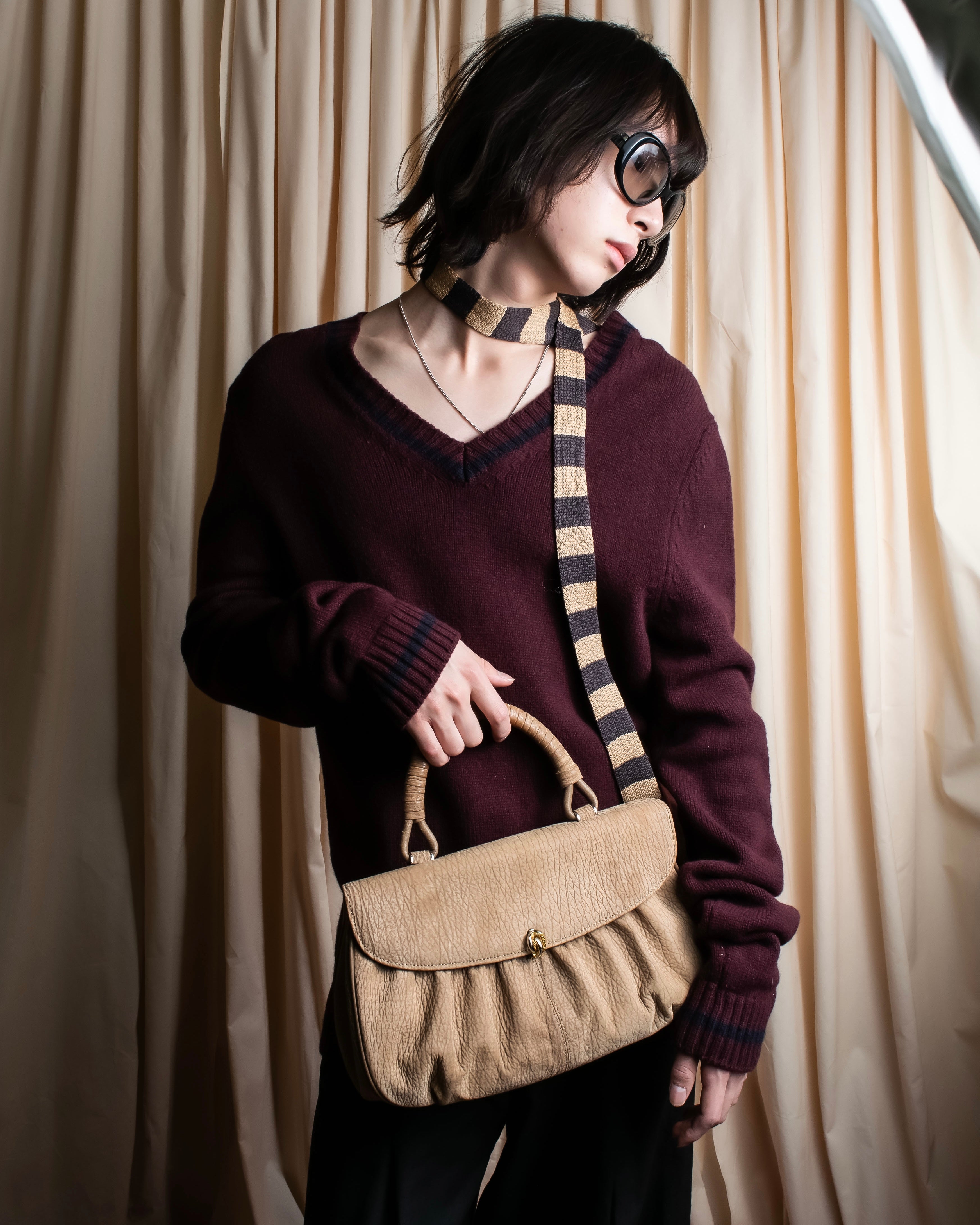 "COMME des GARCONS HOMME"
Regimental stripe square cut knit tie