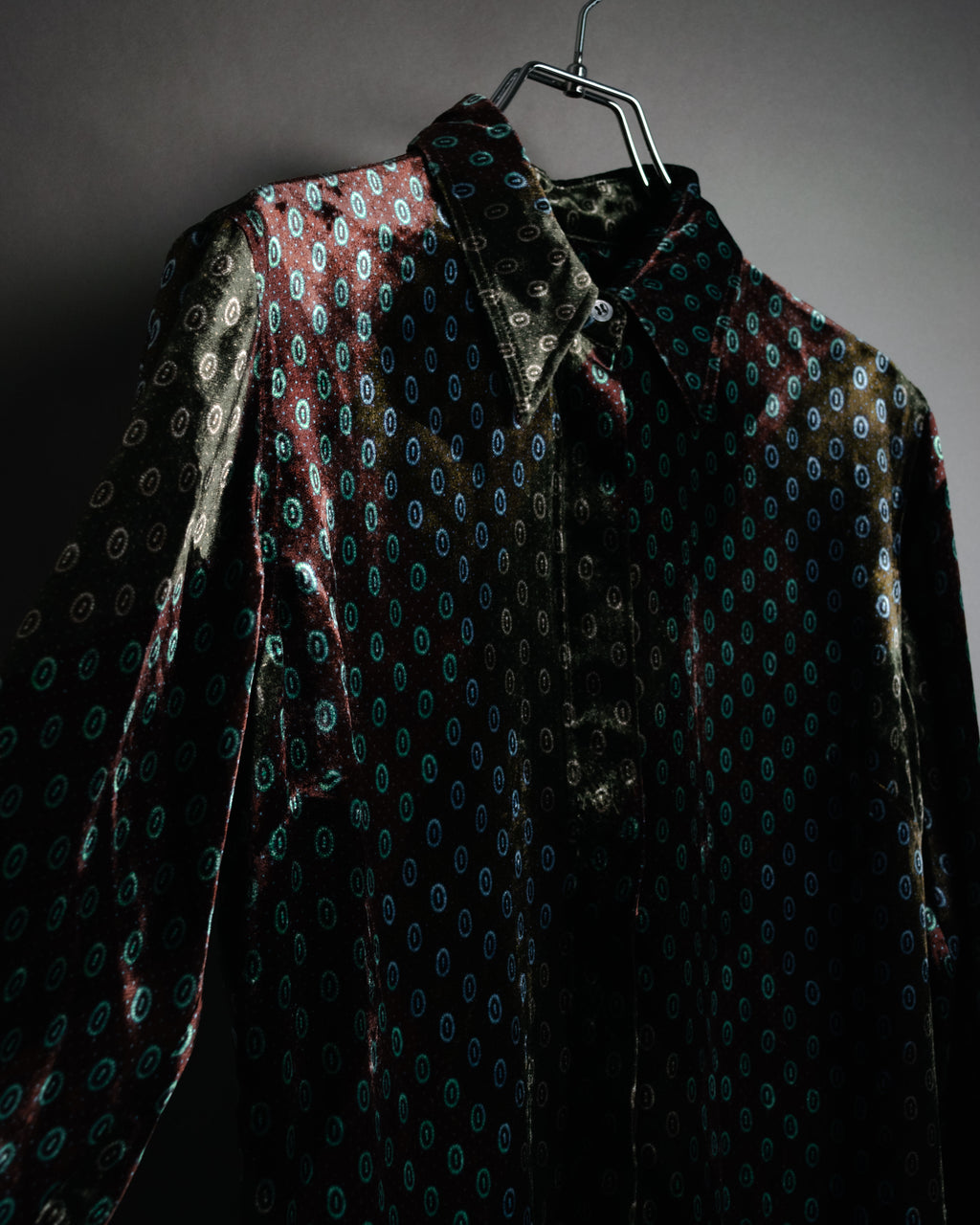 “DRIES VAN NOTEN” 2010’s Circle motif velvet shirt