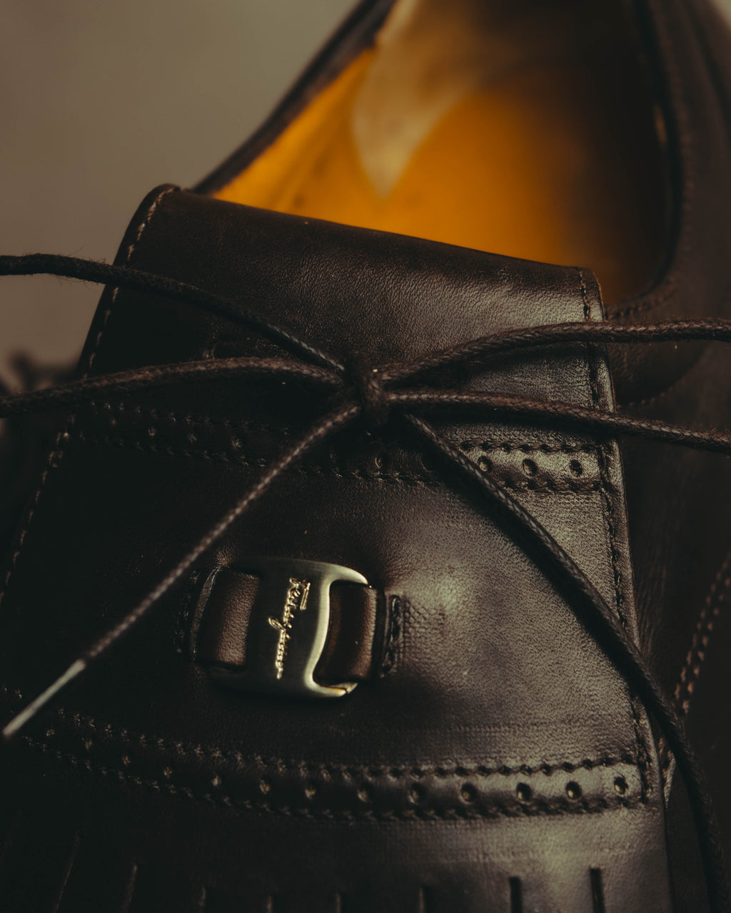 "Salvatore Ferragamo" 90's-00's Kiltie fringe leather derby shoes