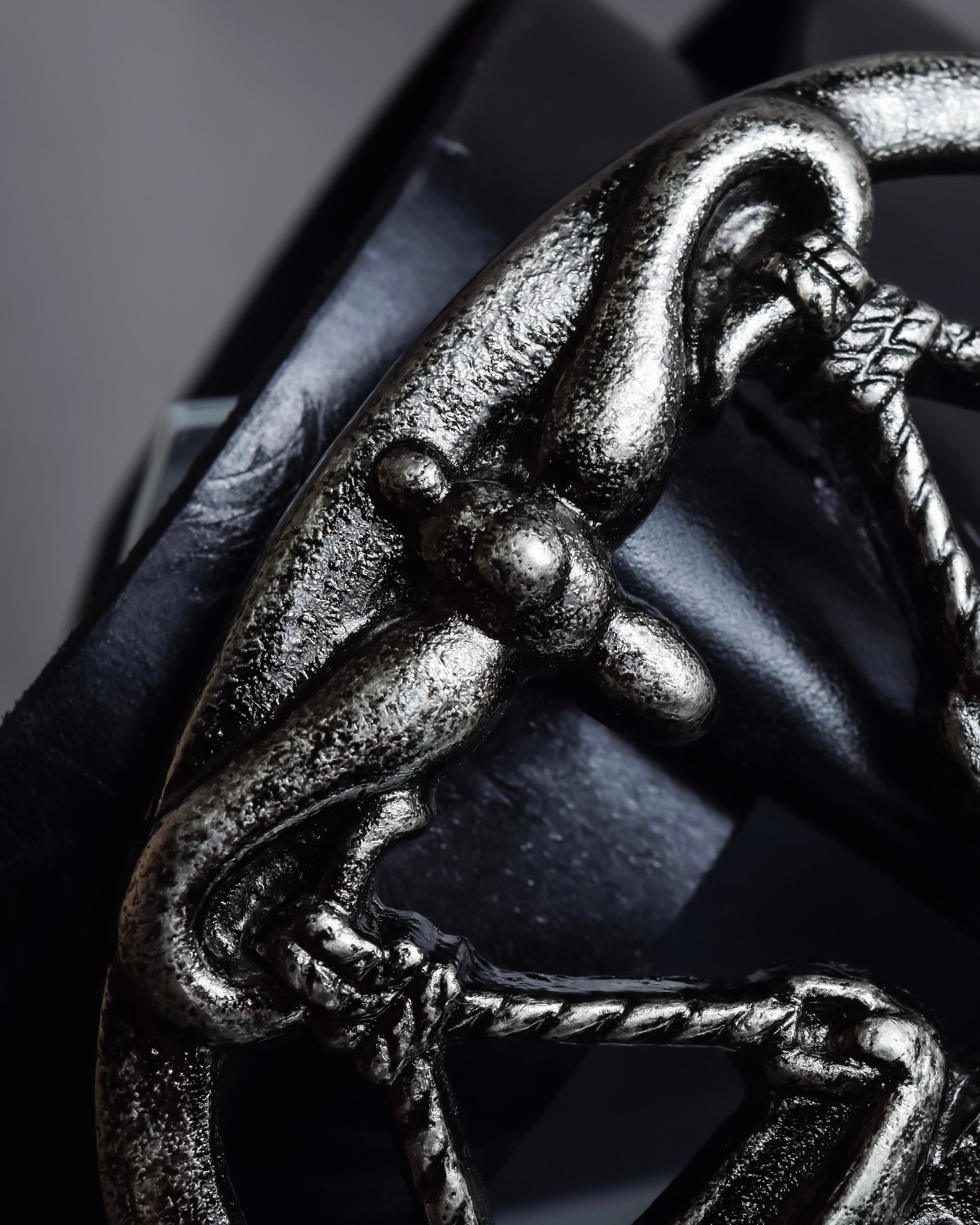 "Dolce & Gabbana" Libra motif silver buckle leather belt