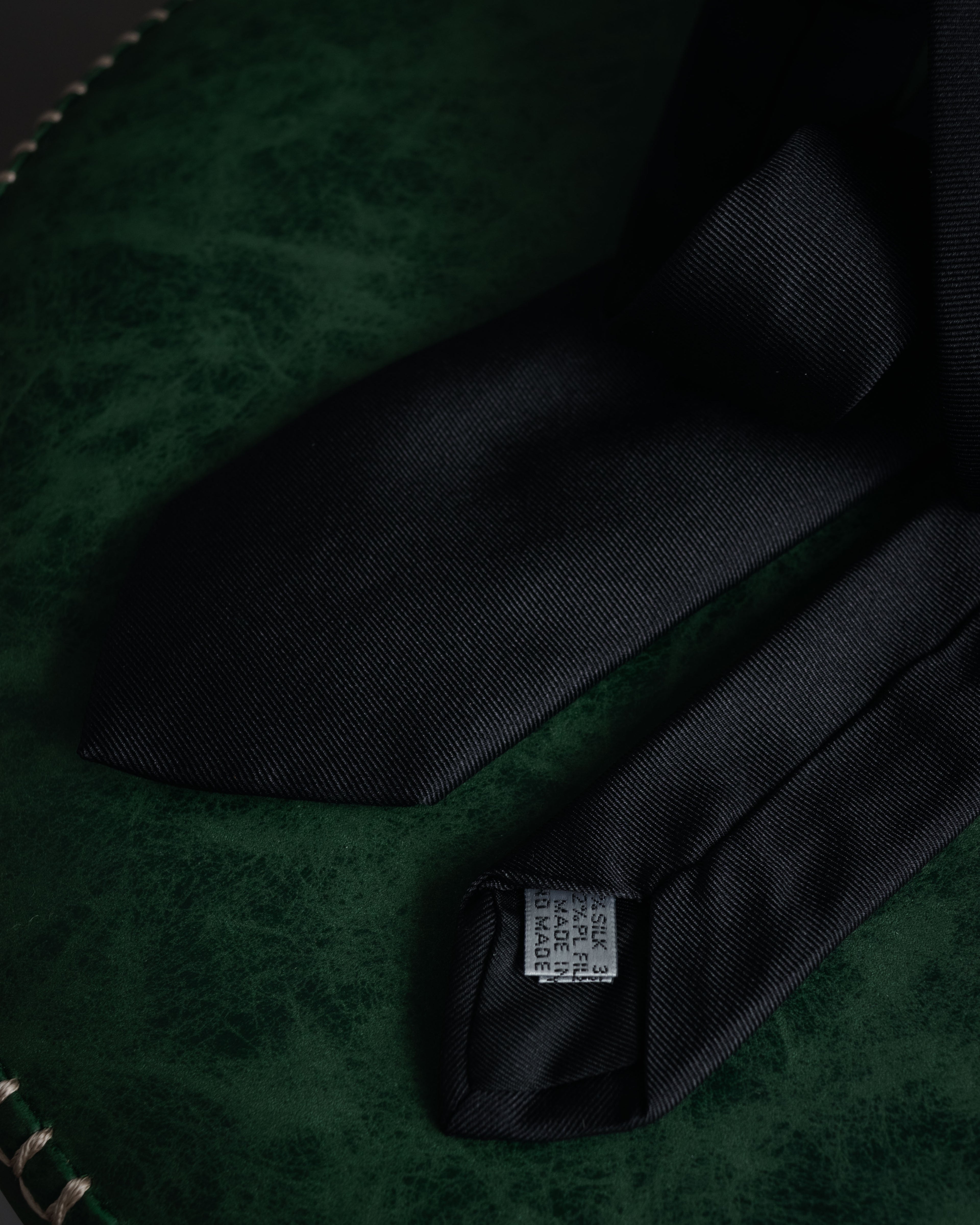 “DIOR” 2019- Logo embroidered narrow tie