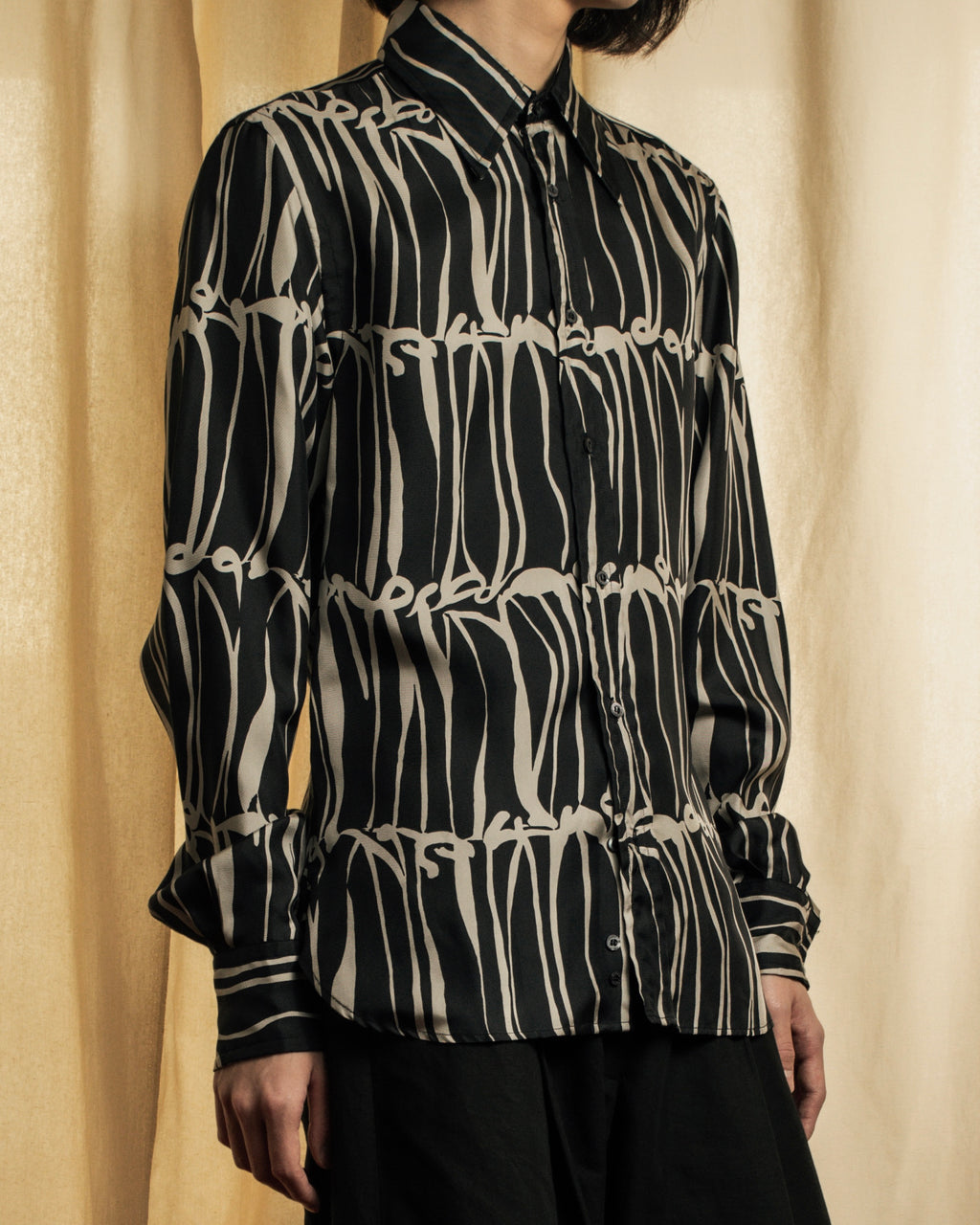 "GUCCI" Handwritten calligraphy pattern silk shirt