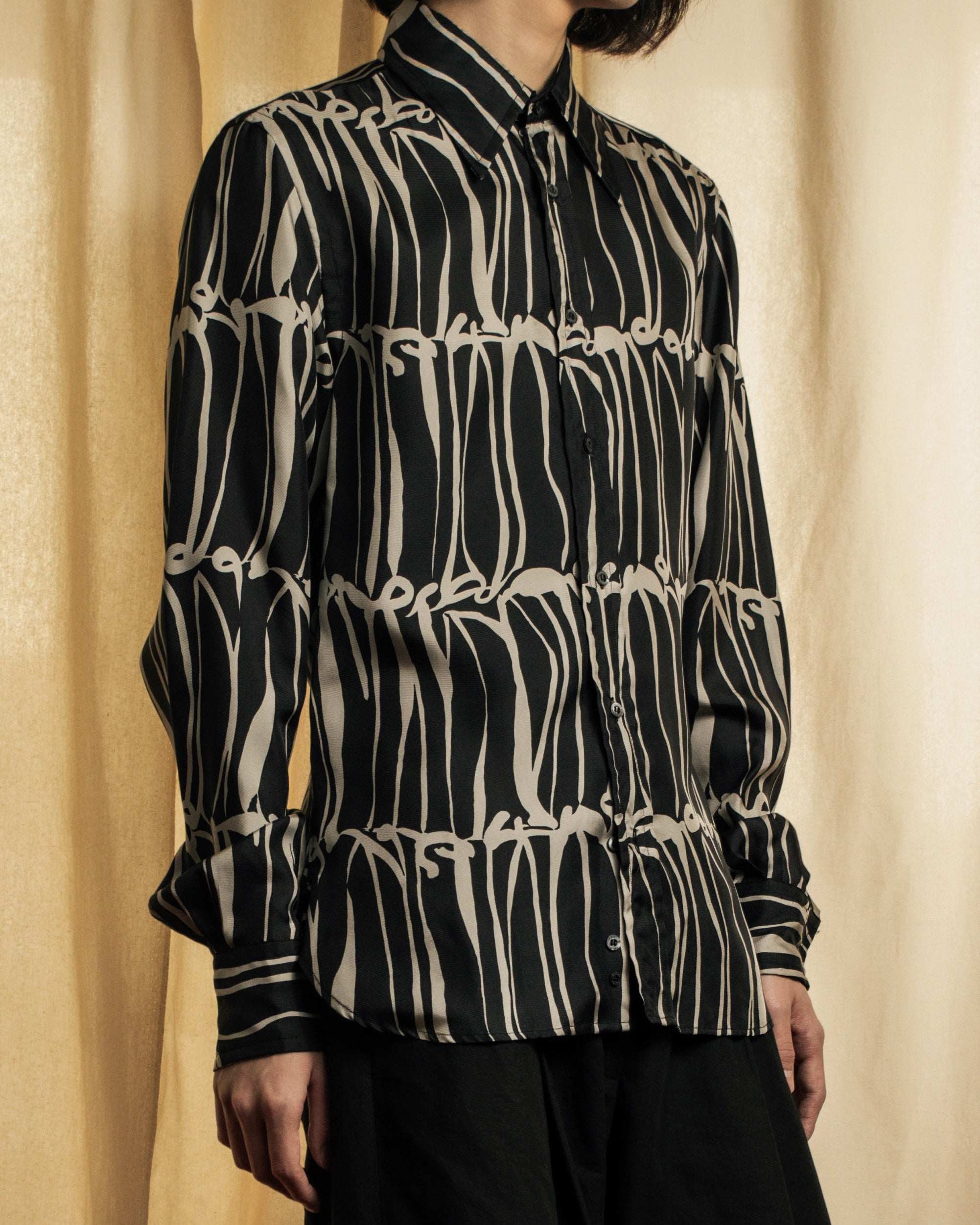 "GUCCI" Handwritten calligraphy pattern silk shirt