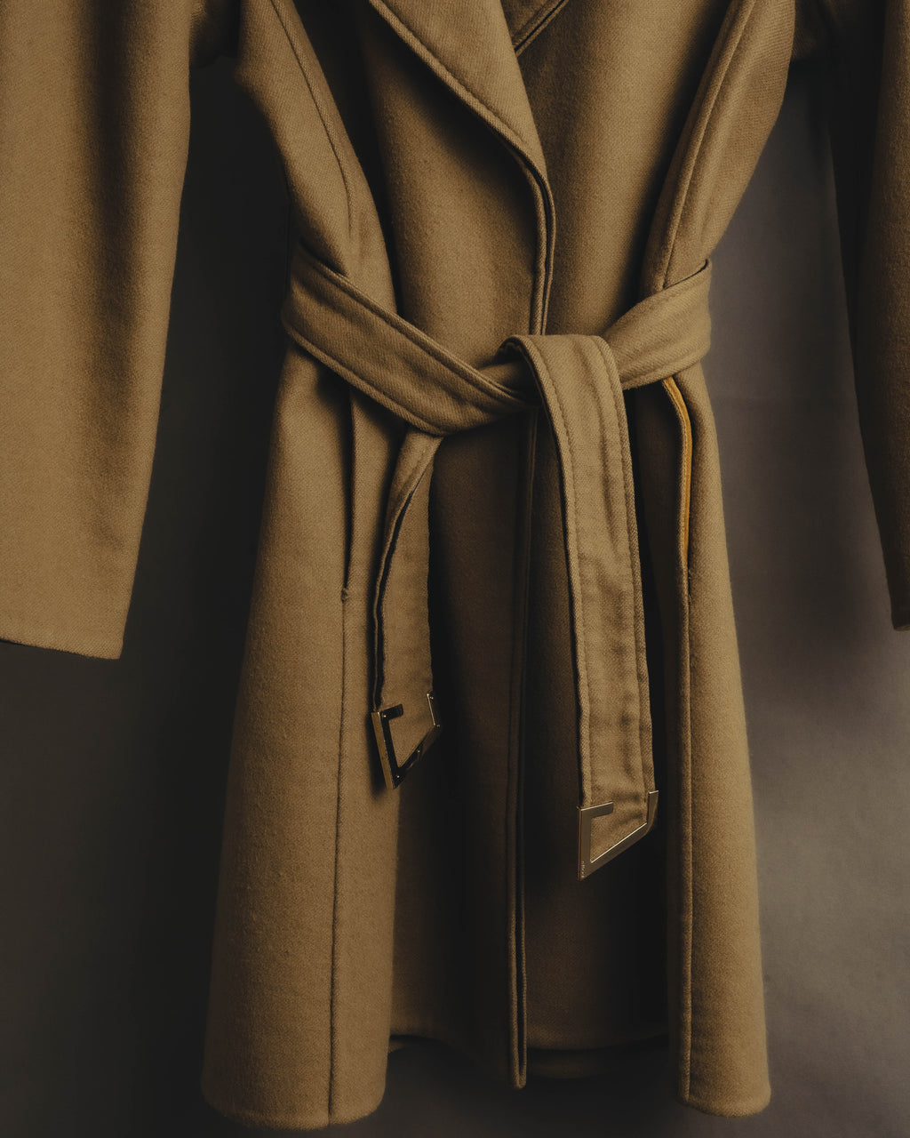 “GUCCI” 00’s-10’s Cashmere-blend leather-trimmed belted long coat