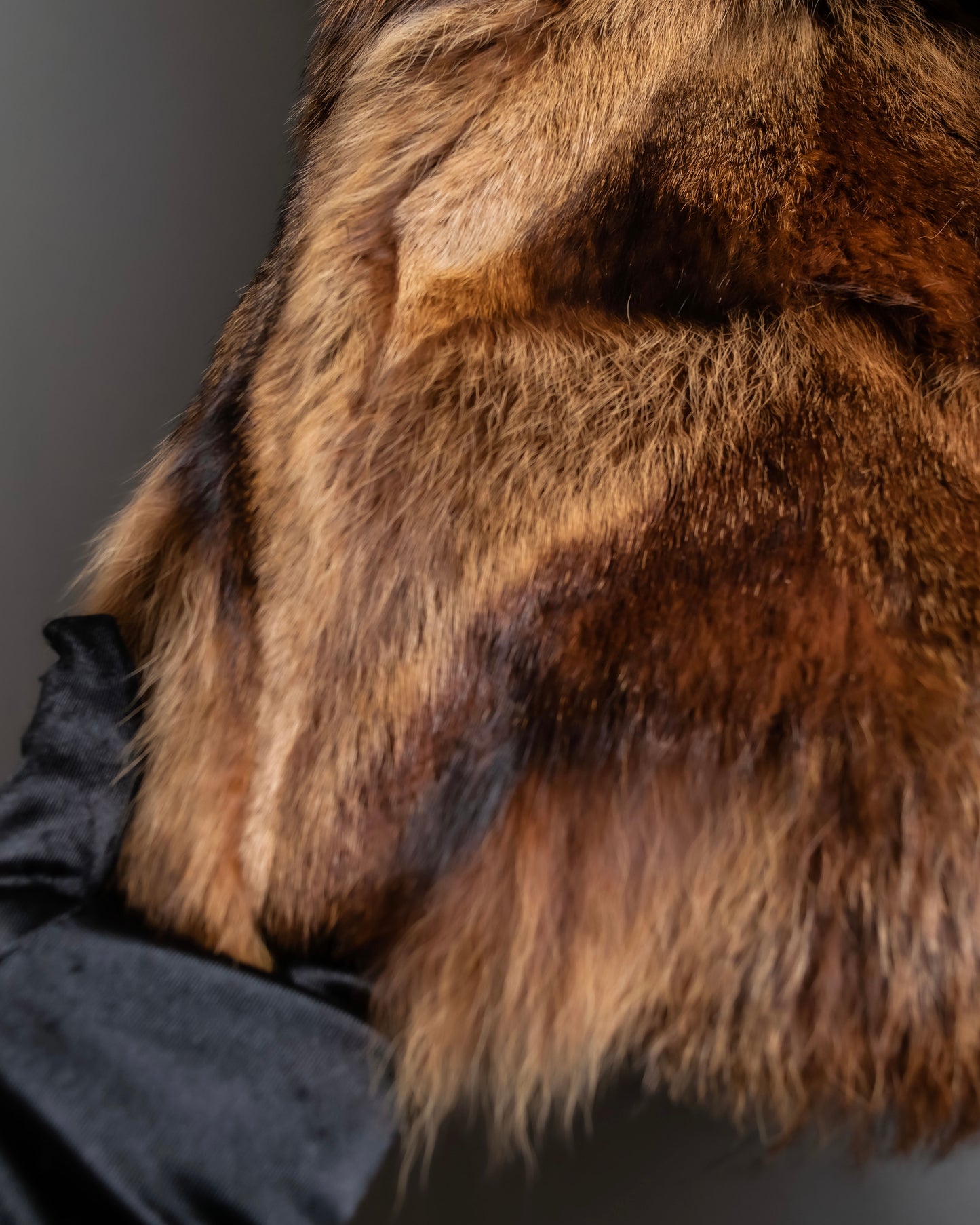 Vintage gradient fur hooded jacket