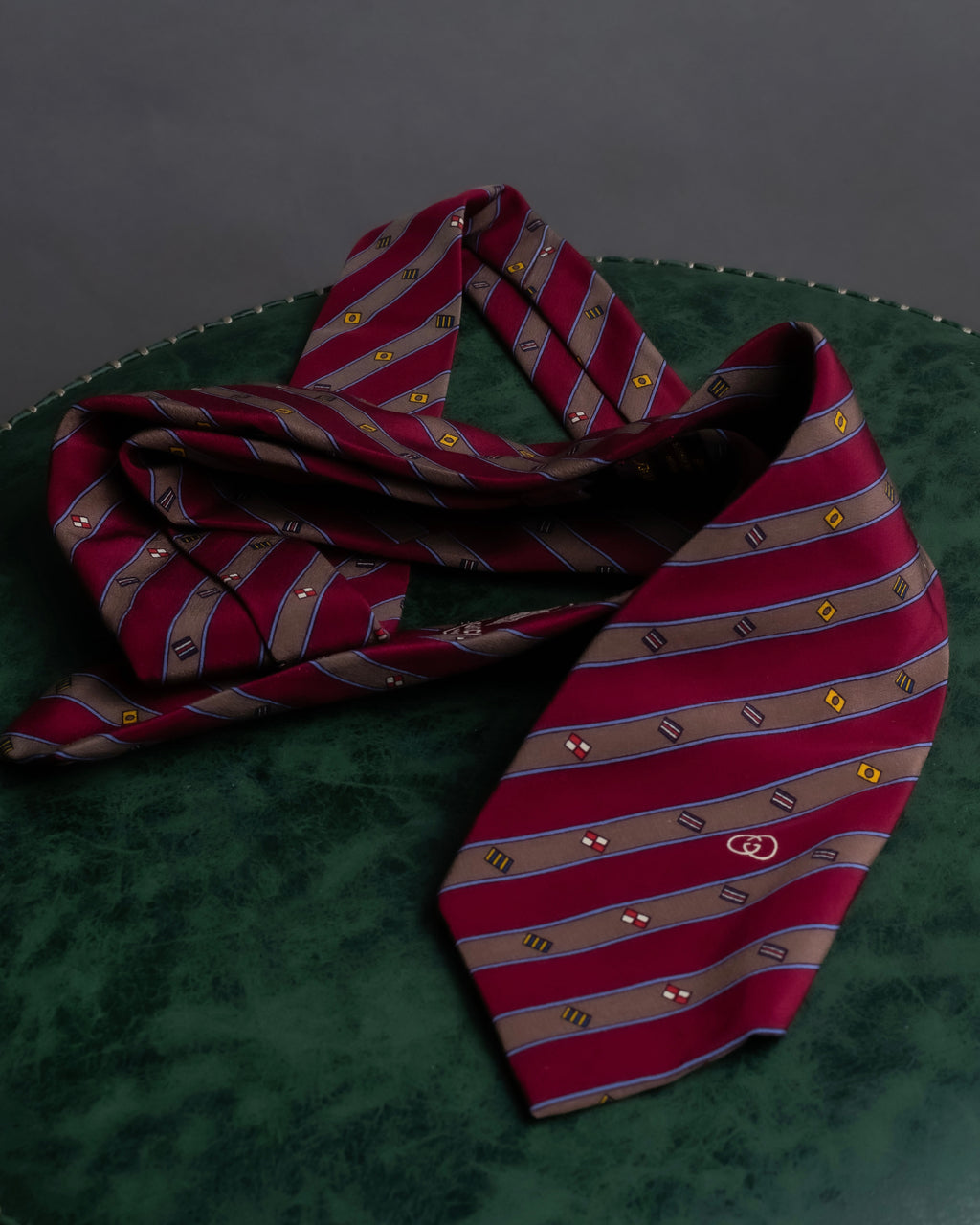 "GUCCI" Burgundy color diagonal stripe silk neck tie