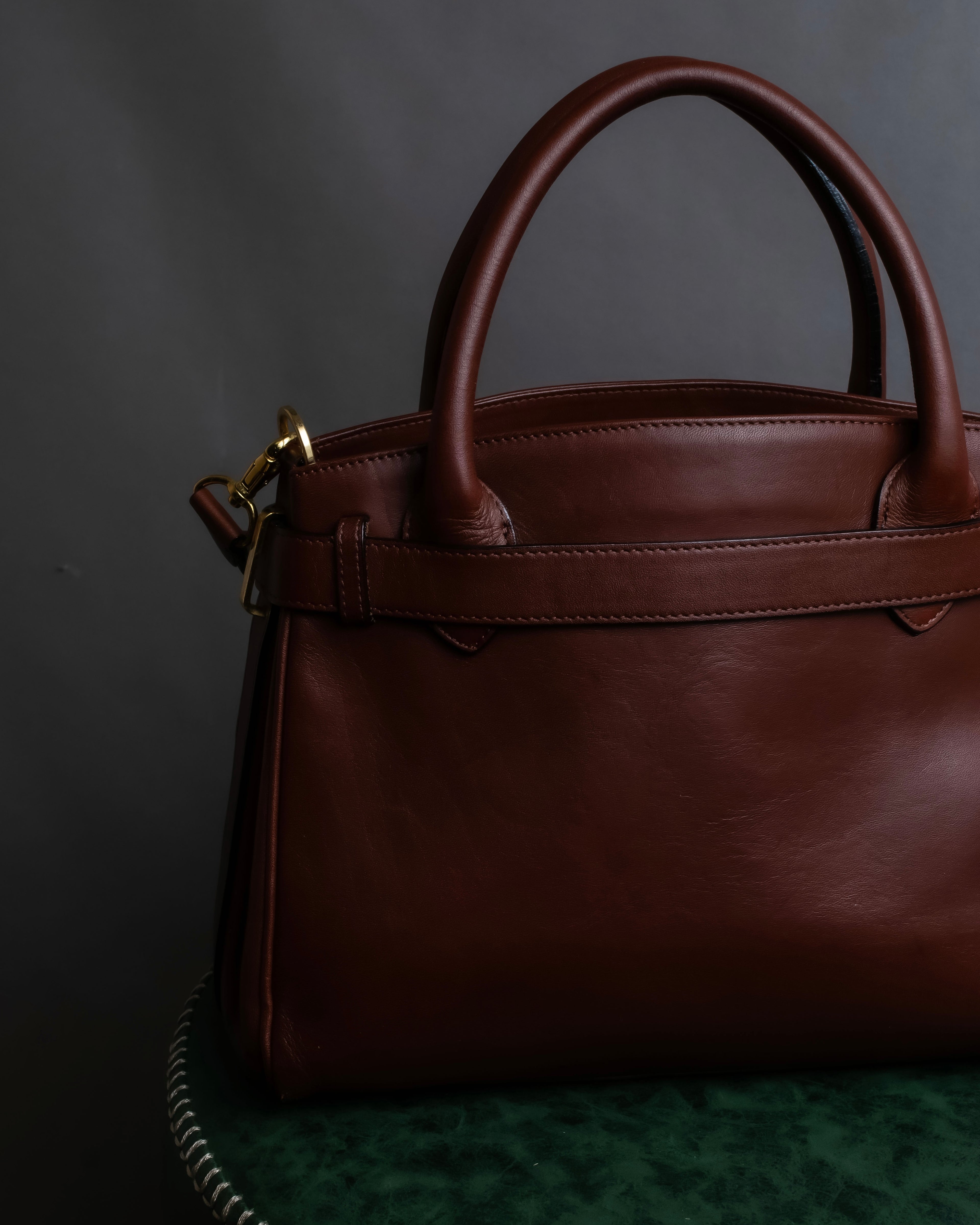 "Valentino Garavani" Reddish brown trapezoid silhouette 2way leather bag