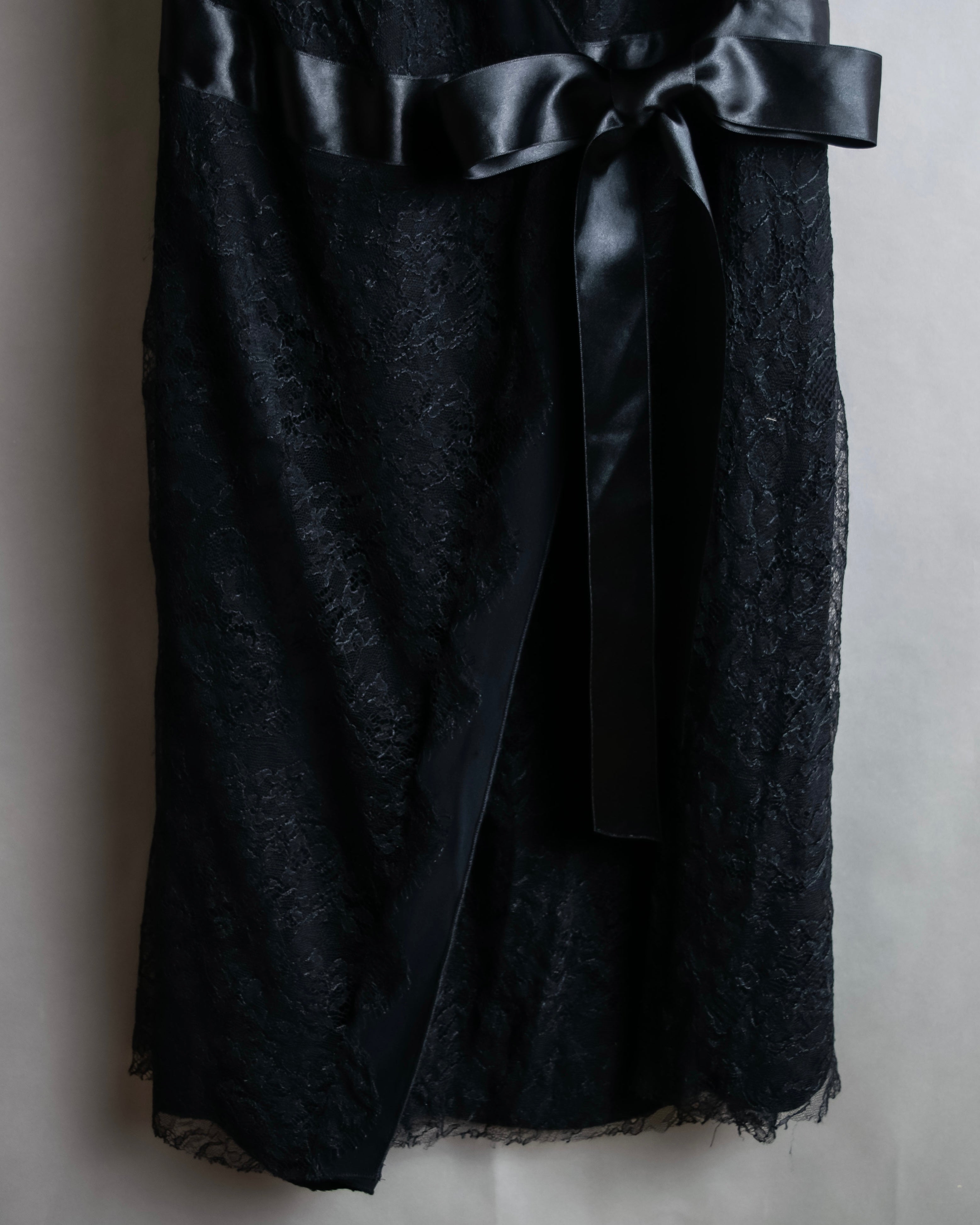 "RED VALENTINO"Ribbon belted design lace black dress