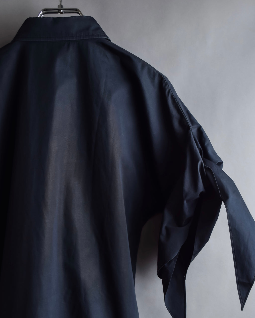 "HERMES" Gaultier period twisted sleeve cotton shirt