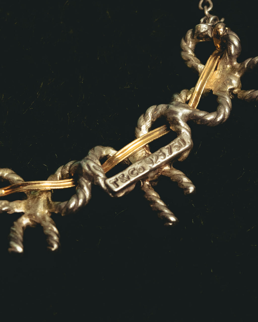 "Tiffany & Co." 80's-90's Sculptural triple bow necklace