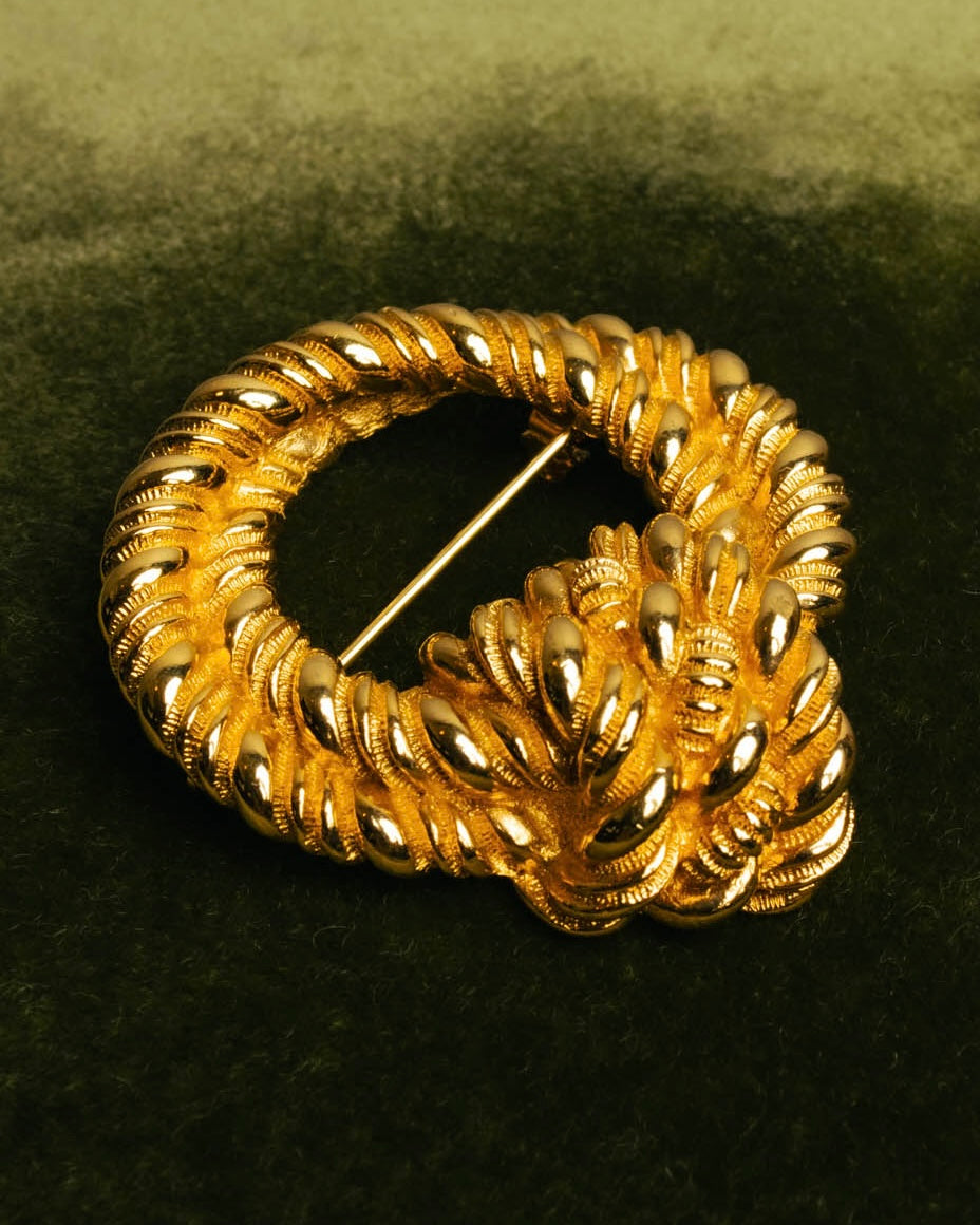 "Christian Dior" 80's-90's Sculptural gold tone brooch