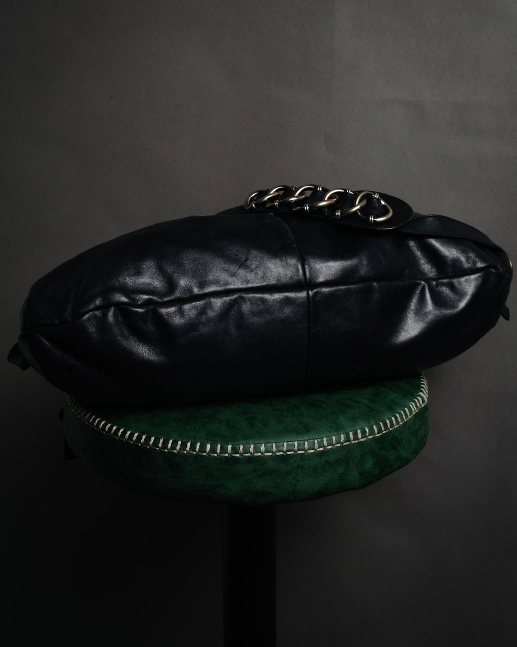 –SPECIAL– "Salvatore Ferragamo"
00’s Gancini ring-gathered nappa 2way bag