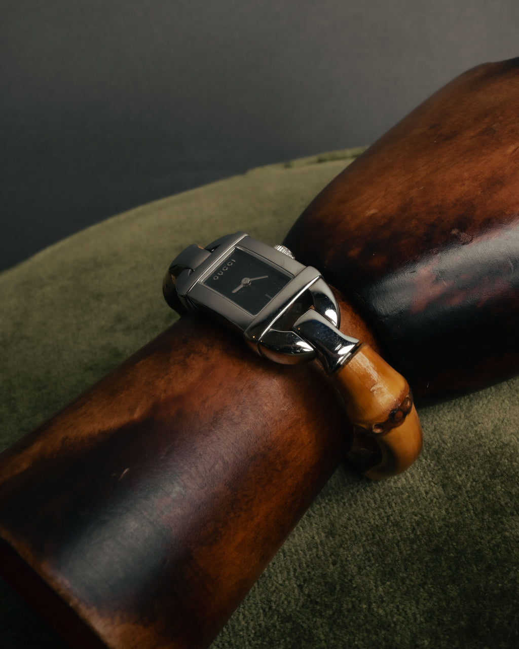 “GUCCI“ 00’s Bamboo bangle watch