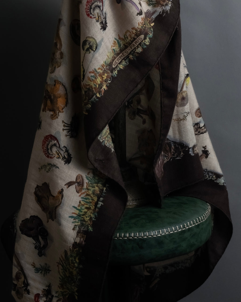 "HERMES" 80's Carré 90 Les Champignons II silk scarf