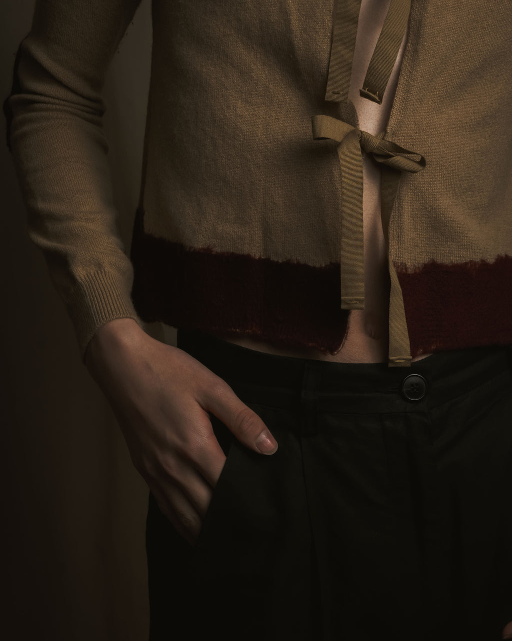 "PRADA" 2010 AW bow-tie closure cropped cashmere cardigan