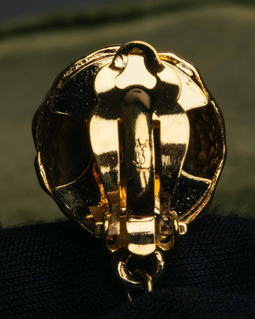 "Yves Saint Laurent" 80's-90's Pearl clip on drop earrings