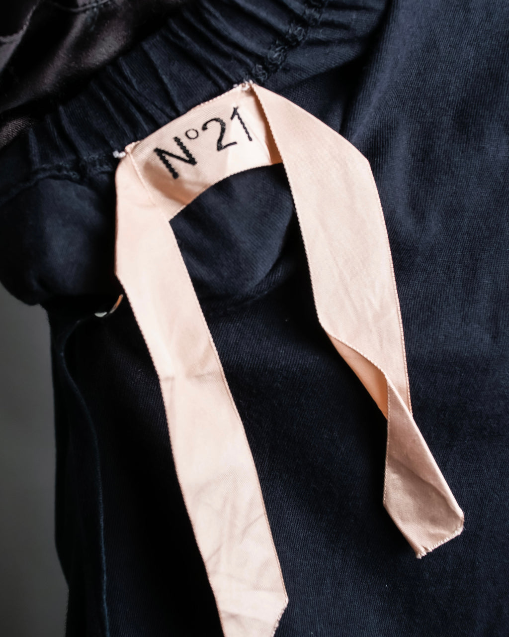 “N°21” Lace up designed no sleeves one piece