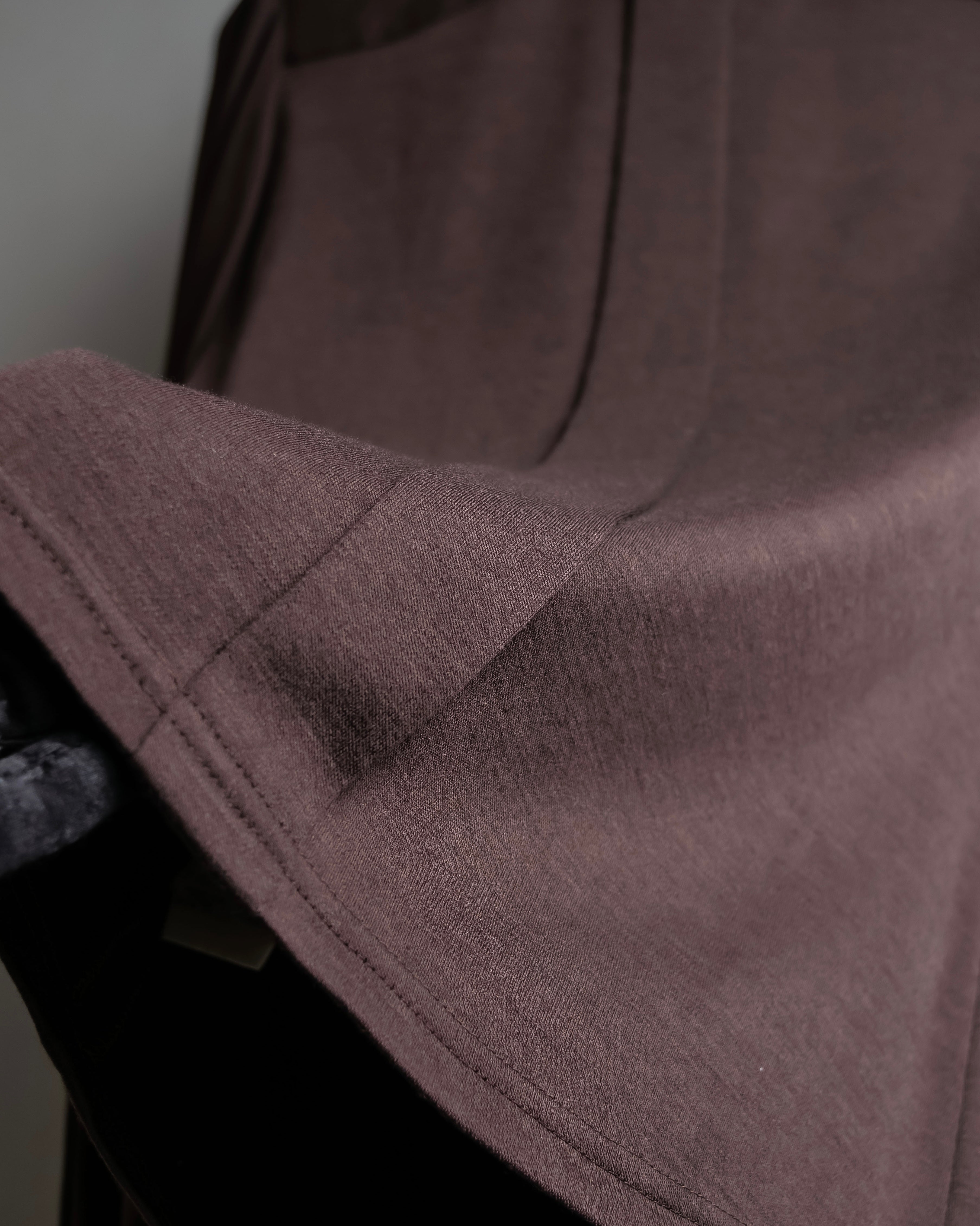 "Filo di Seta" Front pleated design stand-up collar shirt