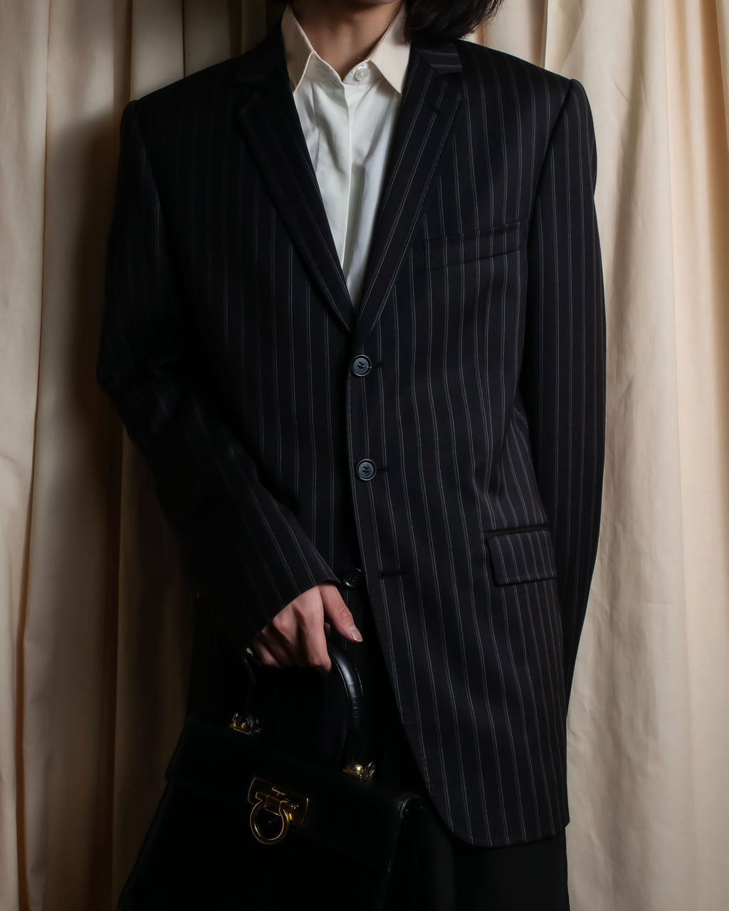 "Dolce & Gabbana" Pinstripe vertical lines emphasized tailored jacket