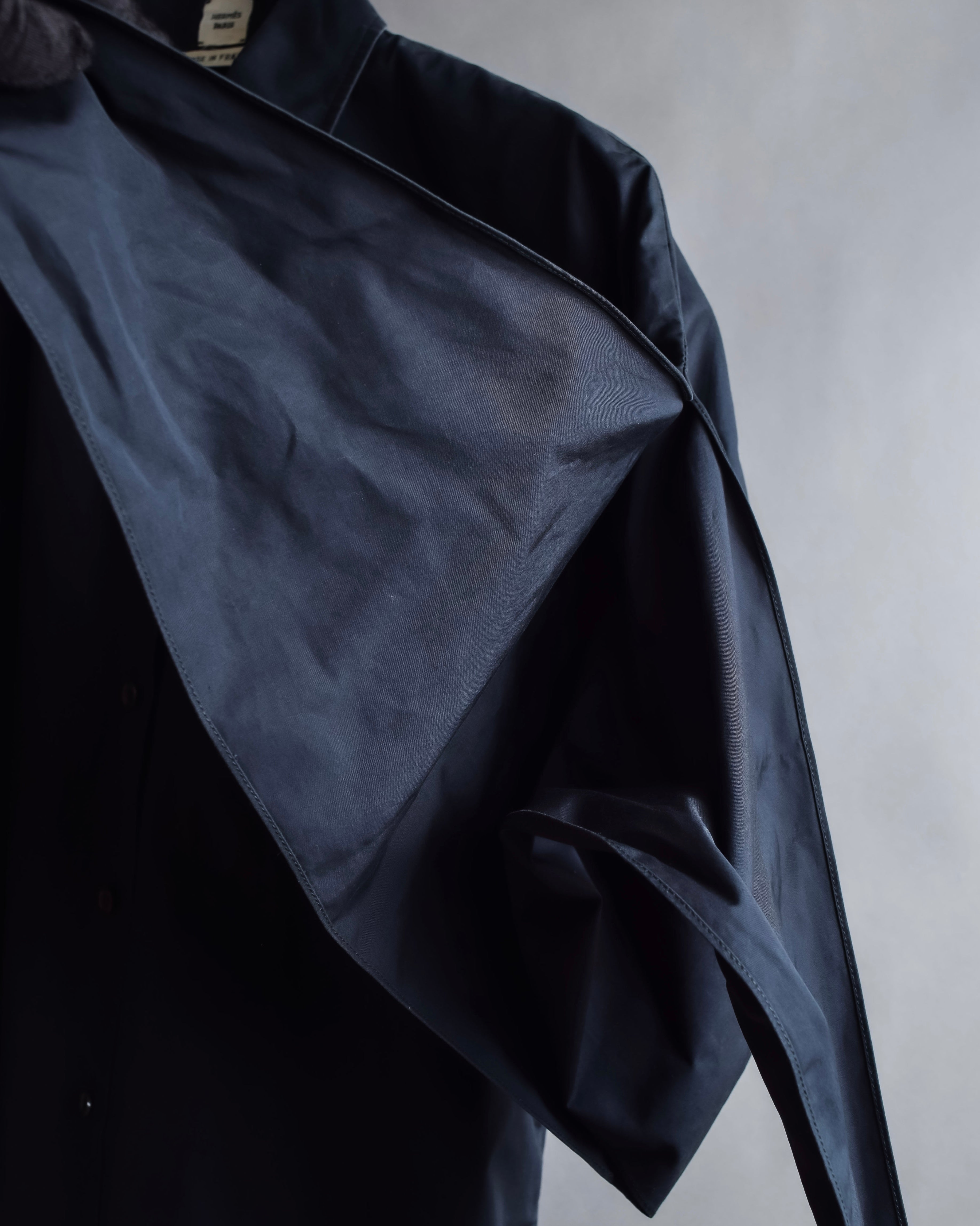 "HERMES" Gaultier period twisted sleeve cotton shirt