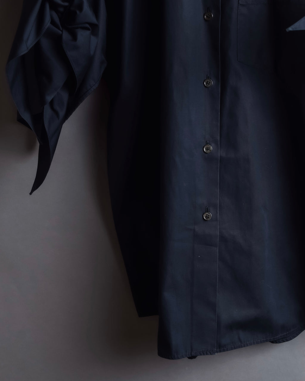 "HERMES" Gaultier period twisted sleeve cotton shirt