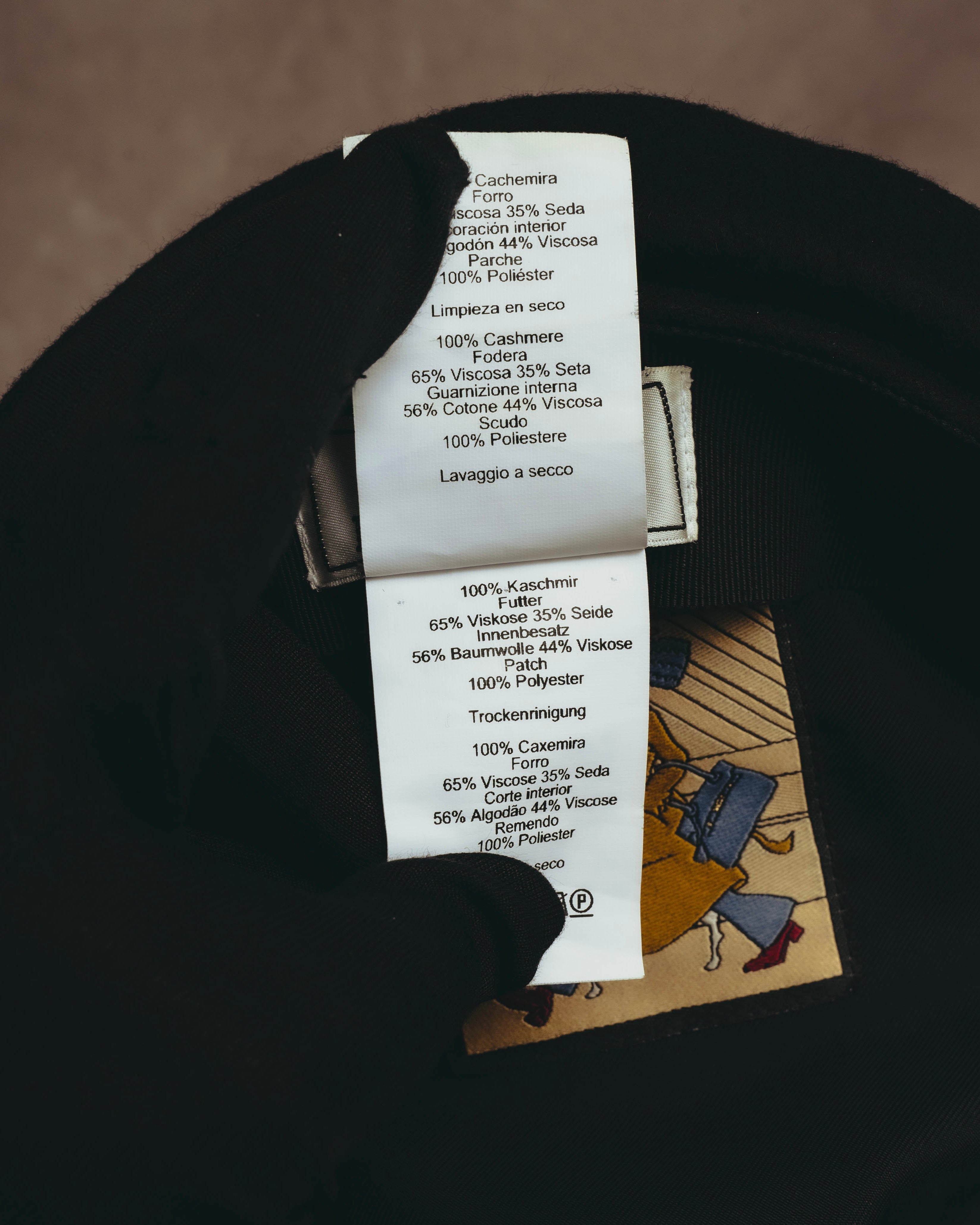 -SPECIAL- “HERMES” 2022-2023 La Parisienne patch cashmere Deauville cap