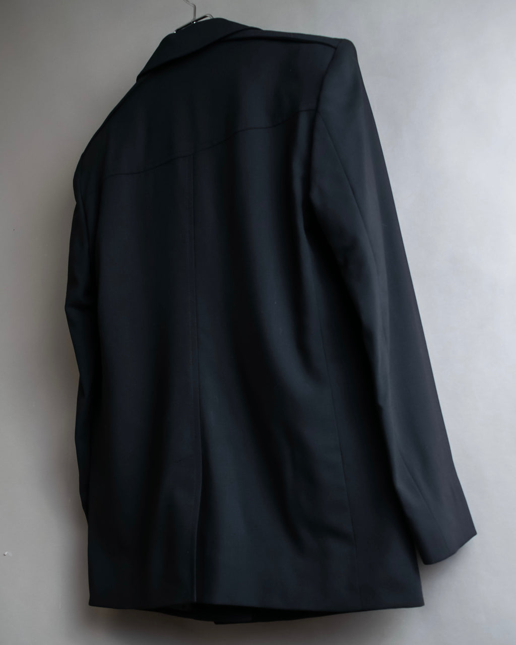 "GUCCI" 90's Beautiful draping fly-front tailored jacket