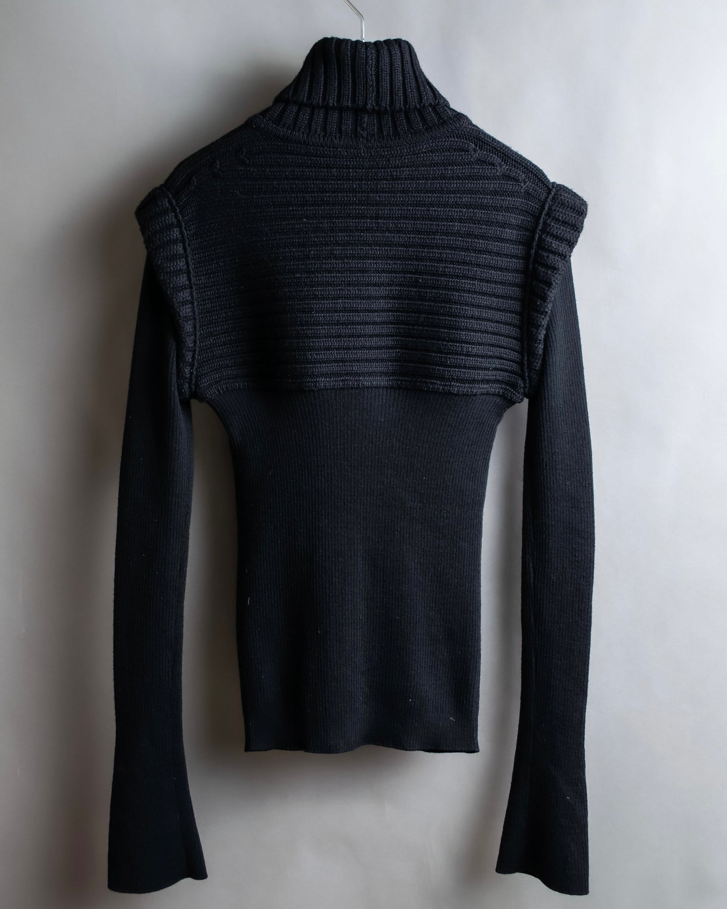 "FENDI" Bustier docking shape ribbed turtleneck knit