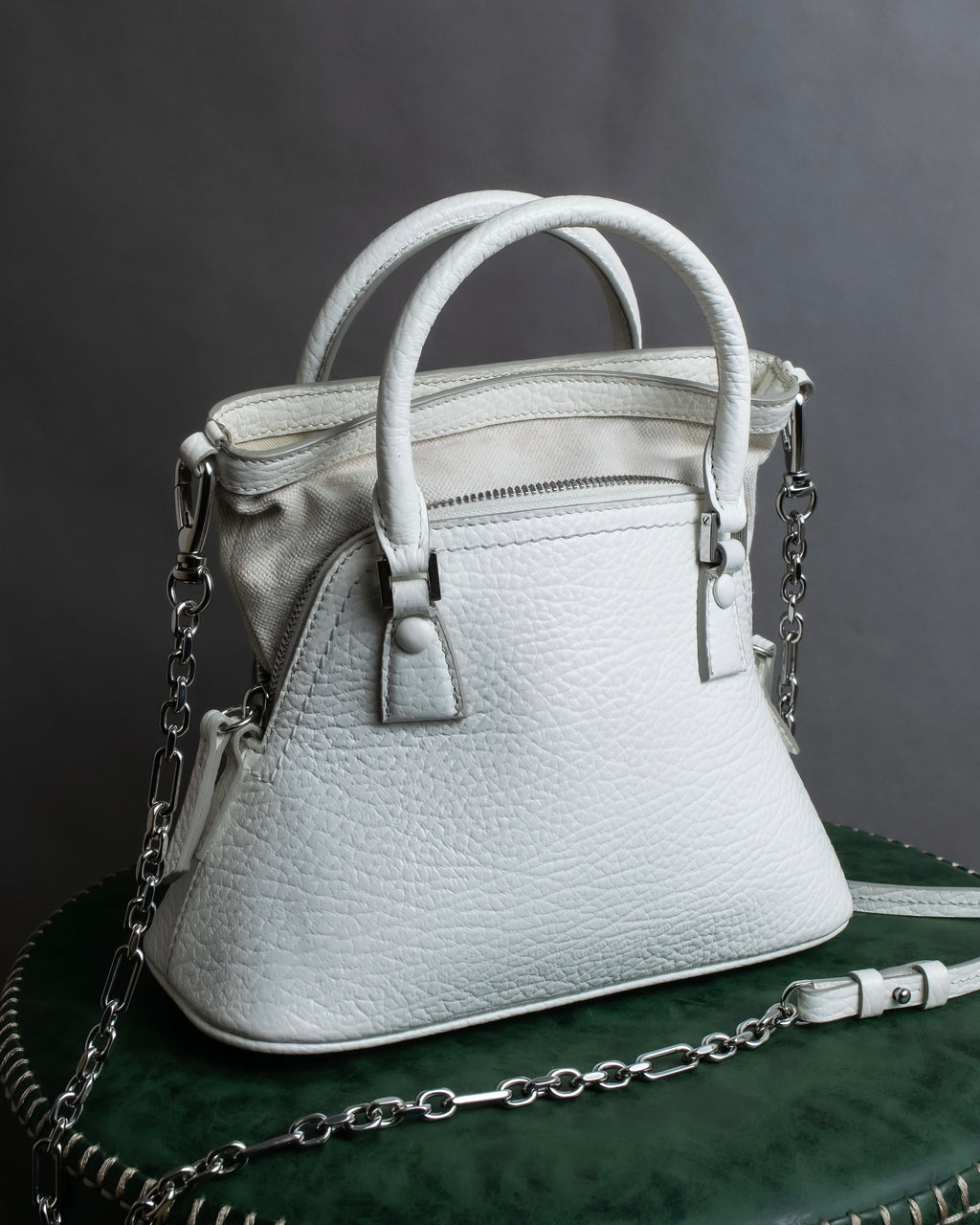 "MAISON MARGIELA" 5AC small white color 2way leather bag