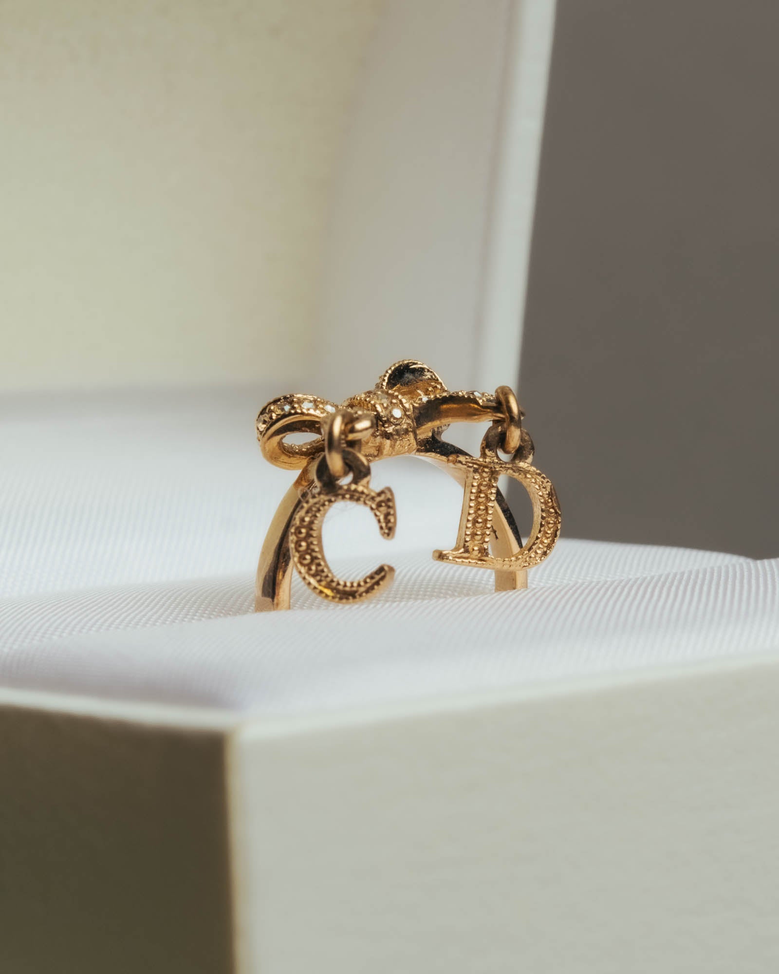 -SPECIAL- “Dior” 00’s-10’s Ribbon CD logo charm ring