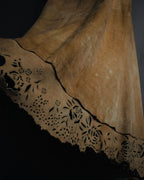 "CECCHI LINEA PELLE" 90’s Suede leather floral cutwork hem skirt