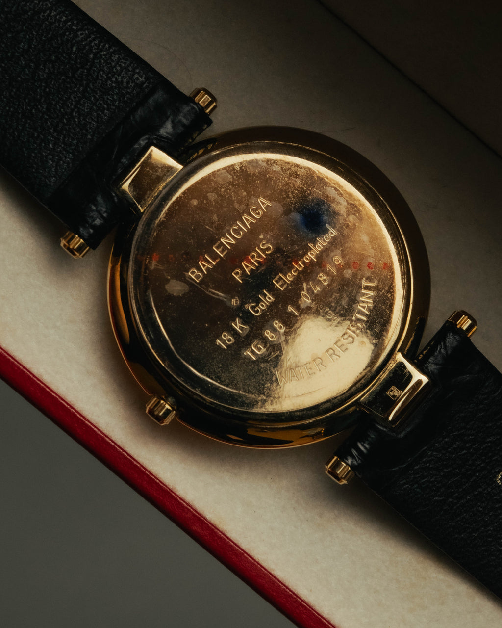 -SPECIAL- “Balenciaga” 80’s-90’s Gold tone round watch