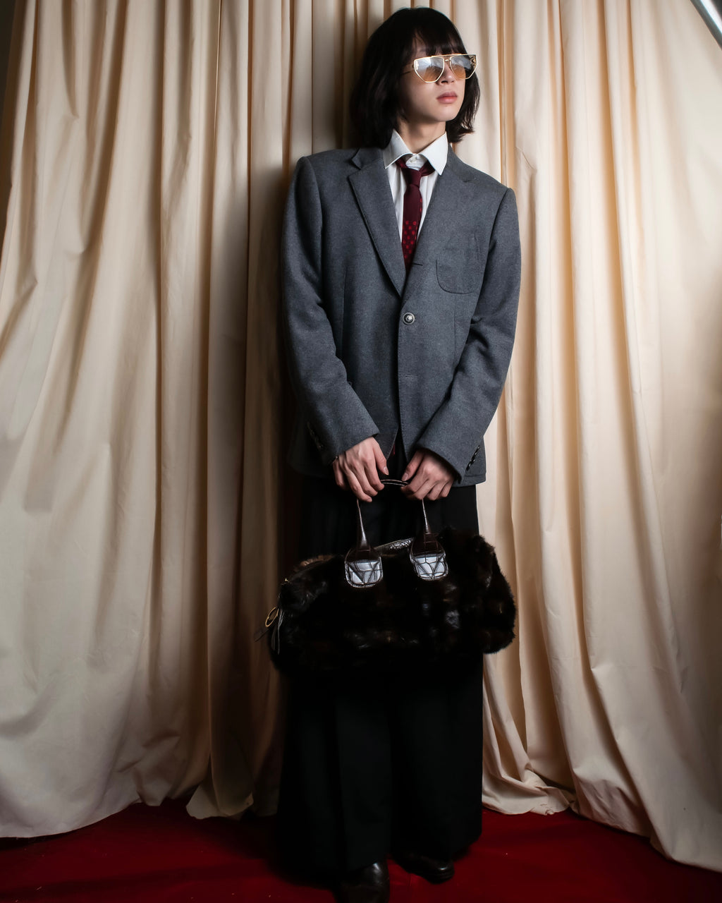 "DIOR" Red dot pattern narrow necktie